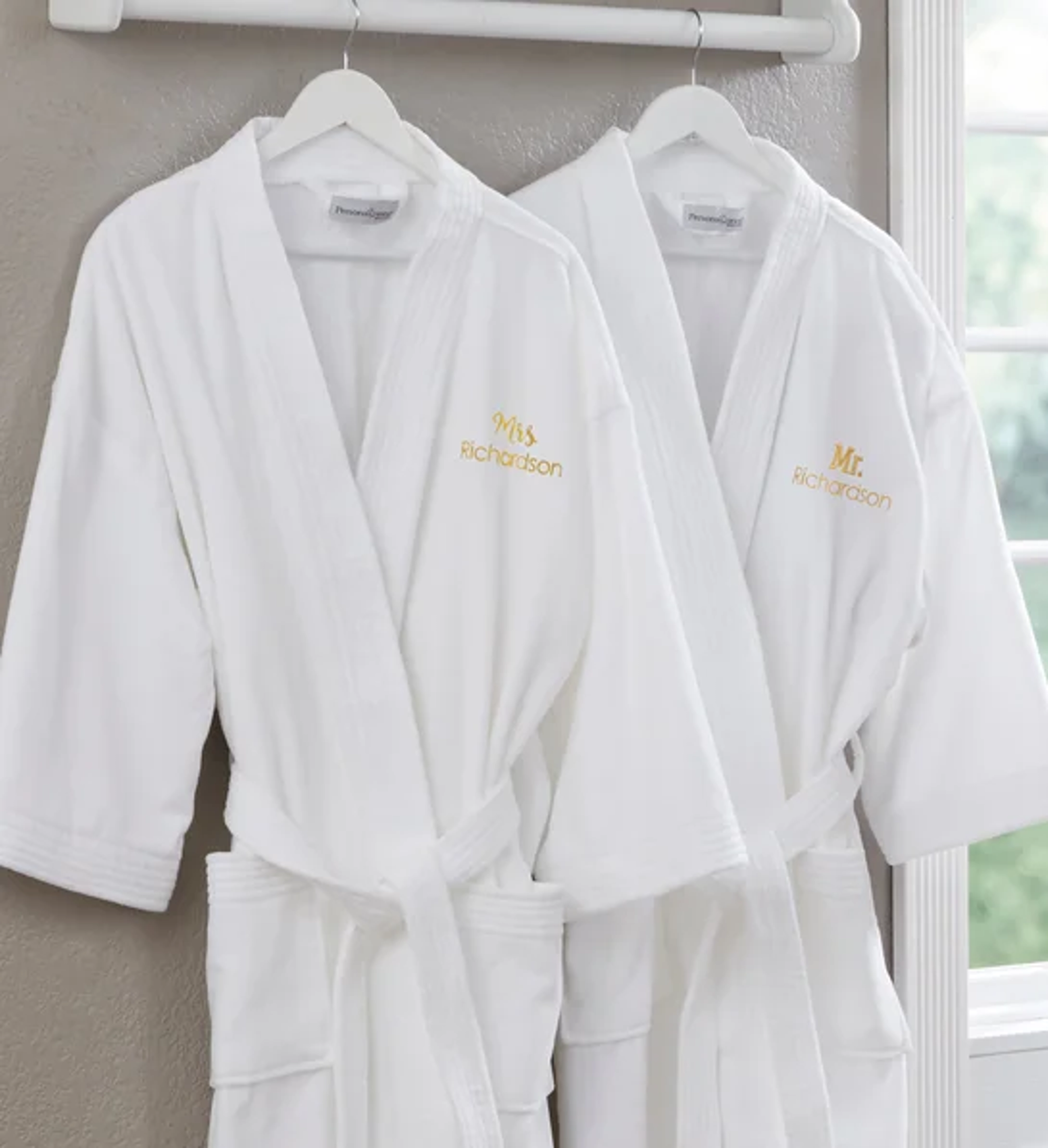 anniversary gift guide robes