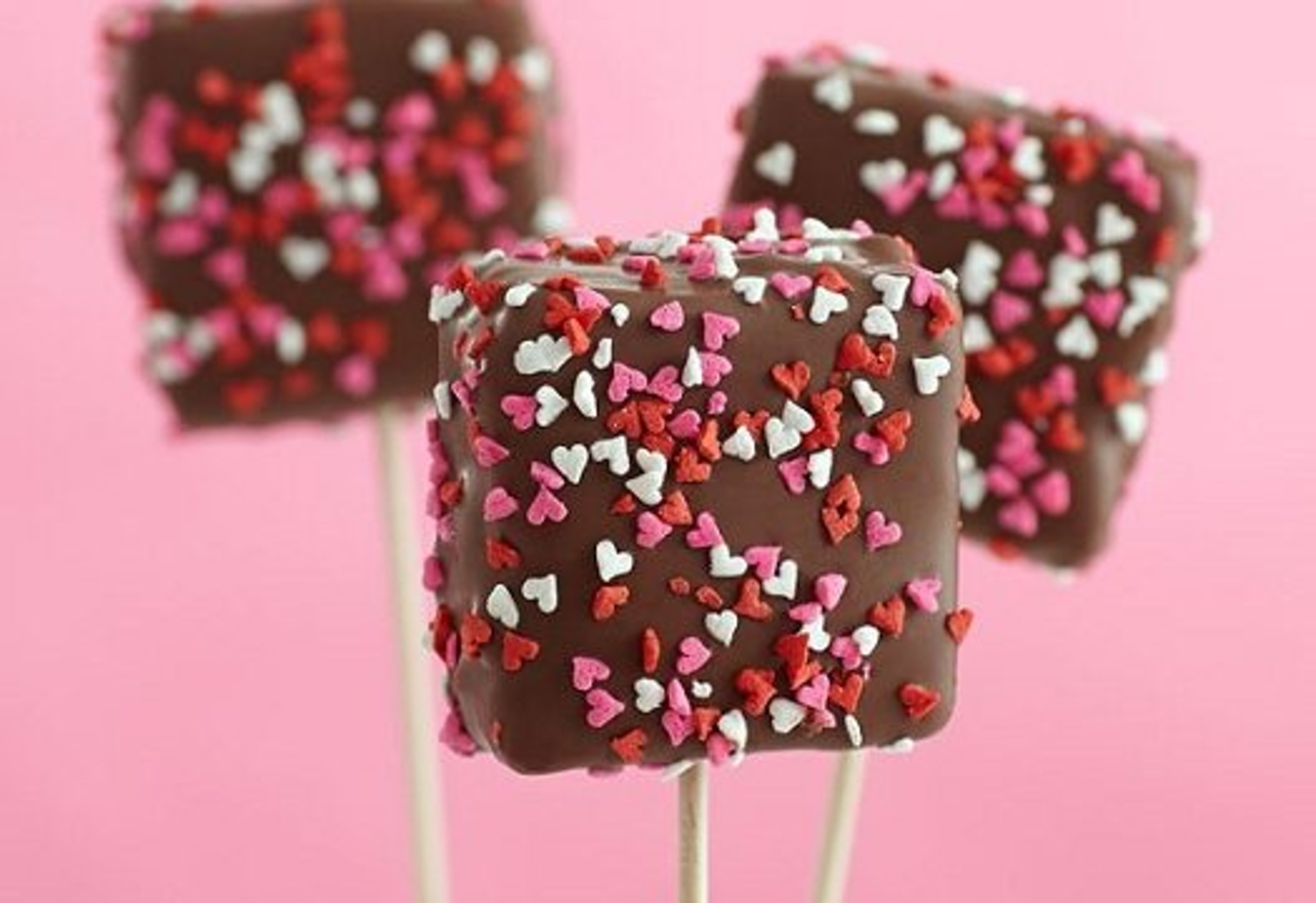 Article Cards Featured Image valentine marshmallow pops blog