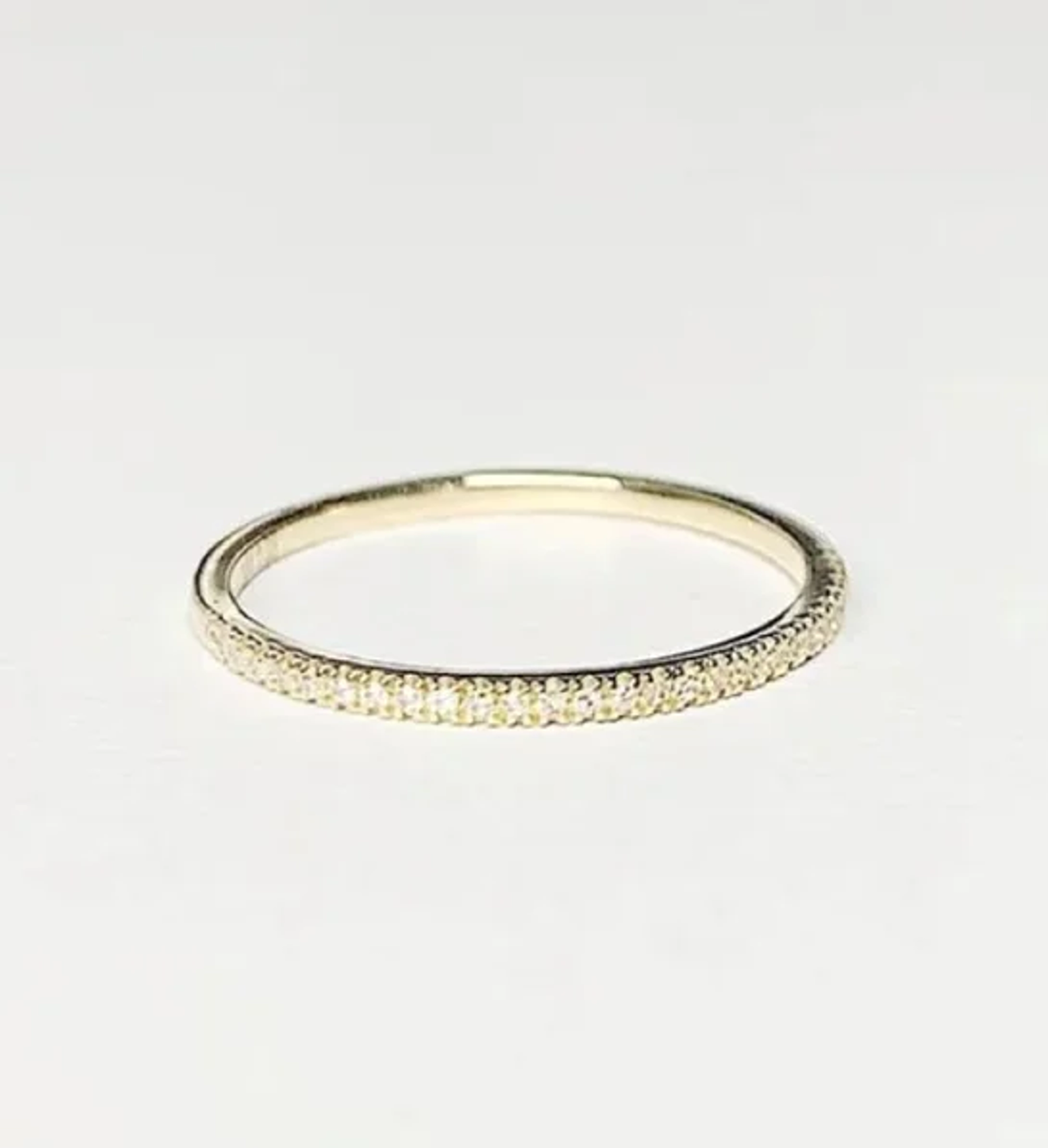 push present ideas k Gold Diamond Halo Ring