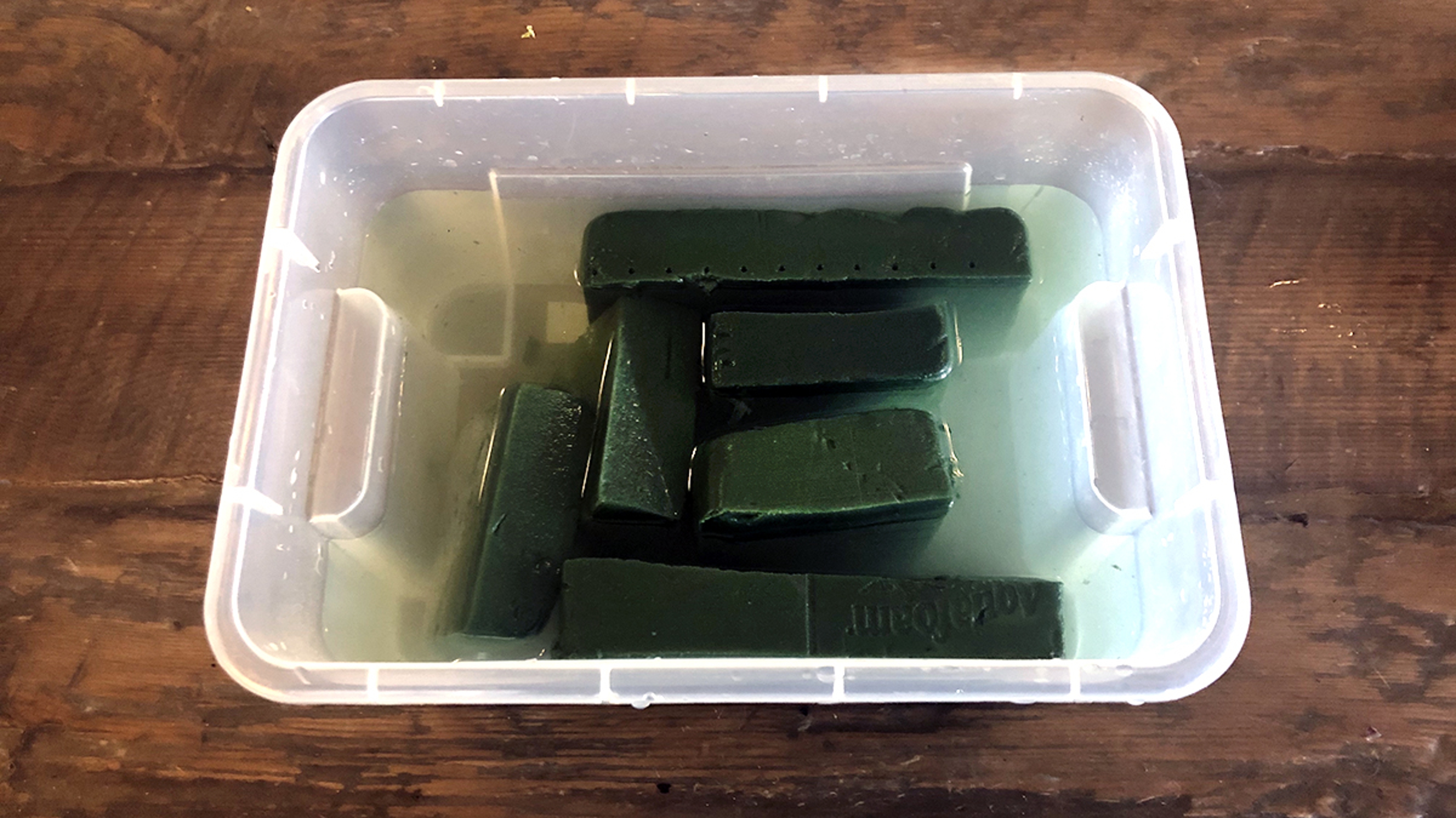 thanksgiving centerpiece ideas with Soaking the Floral Foam in Water