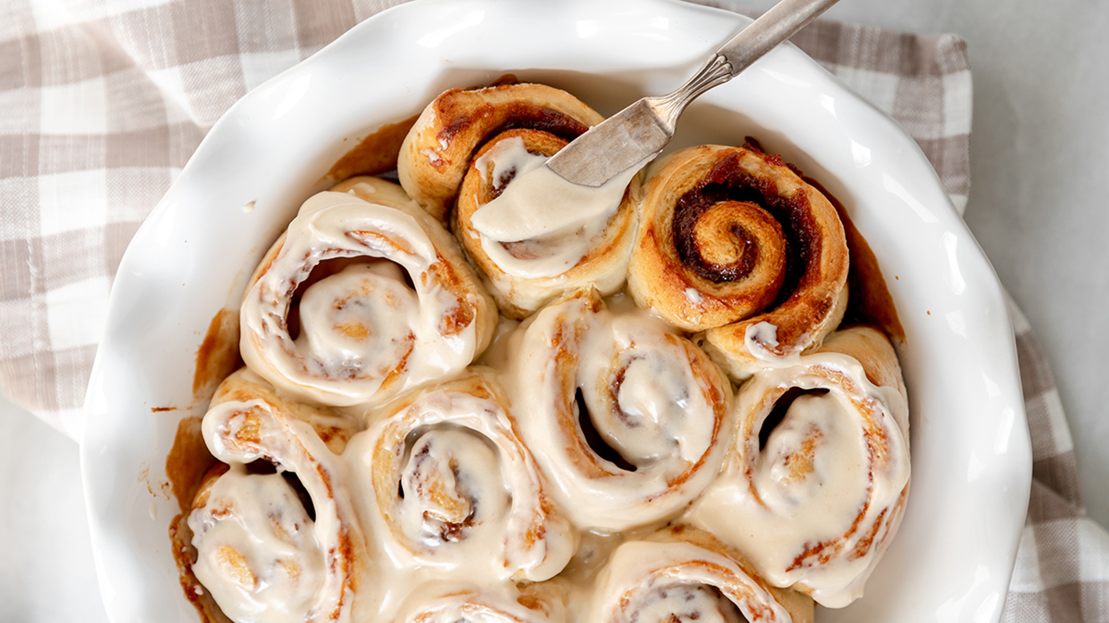 apple butter recipes frosted cinnamon rolls