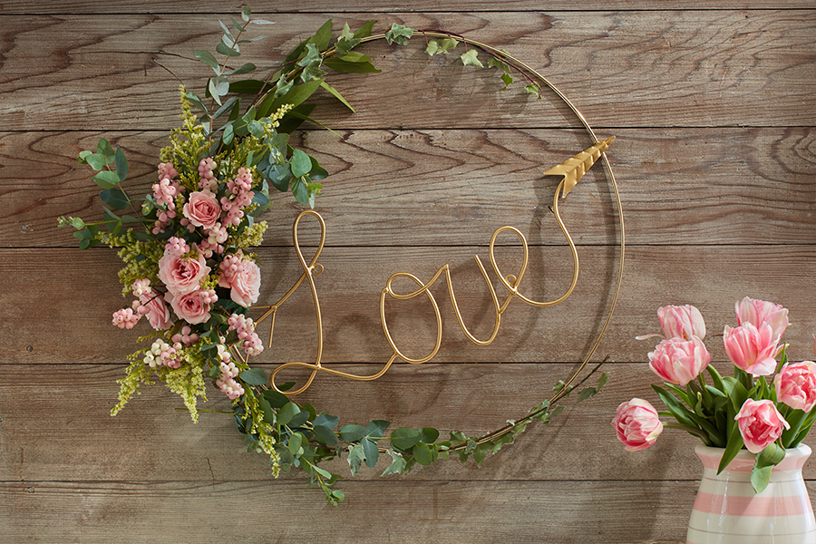 DIY Gold Hoop Wreaths With Flowers | Petal Talk