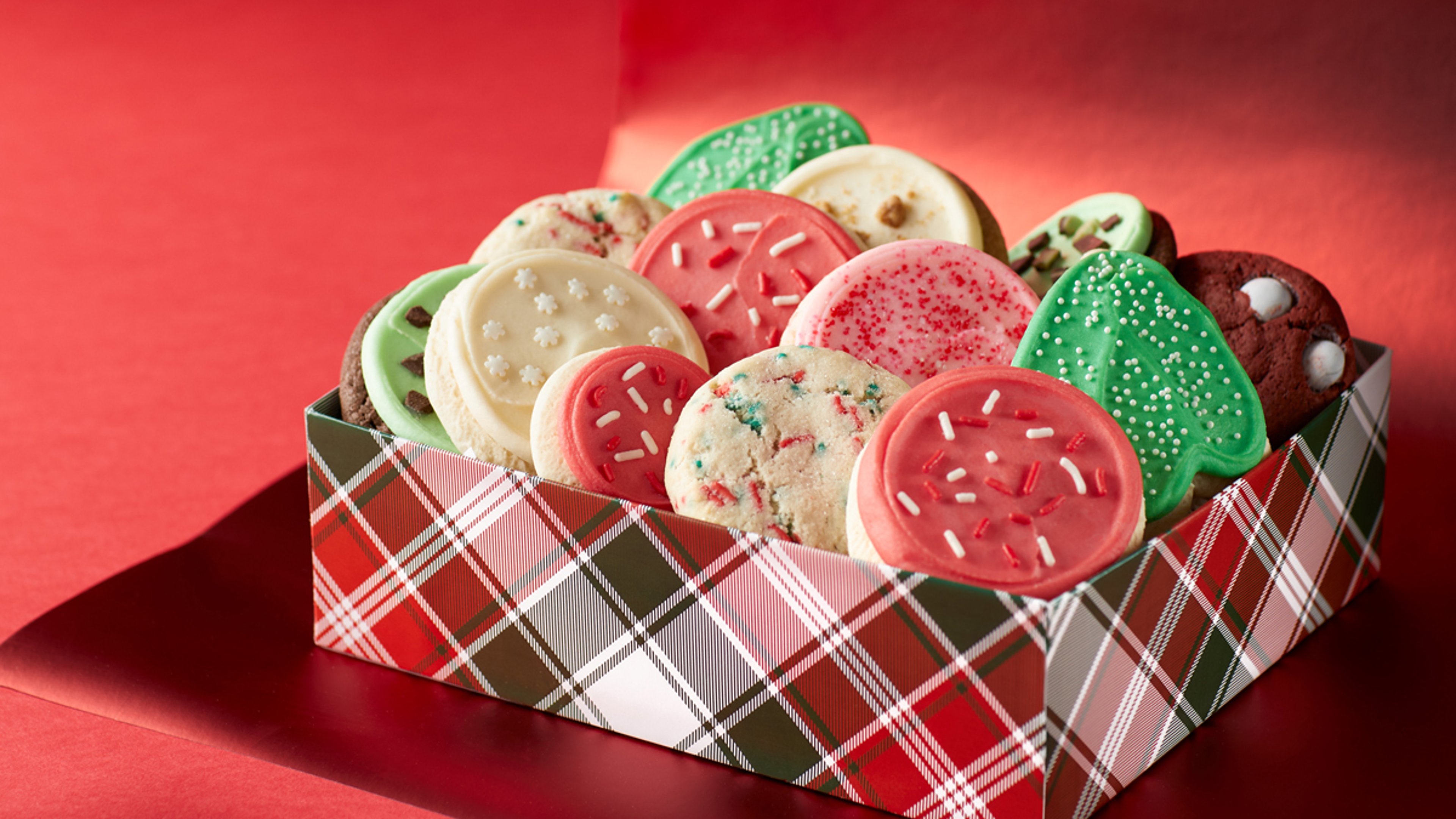 Article Cards Featured Image CCO How Many Cookies Per Person gifts