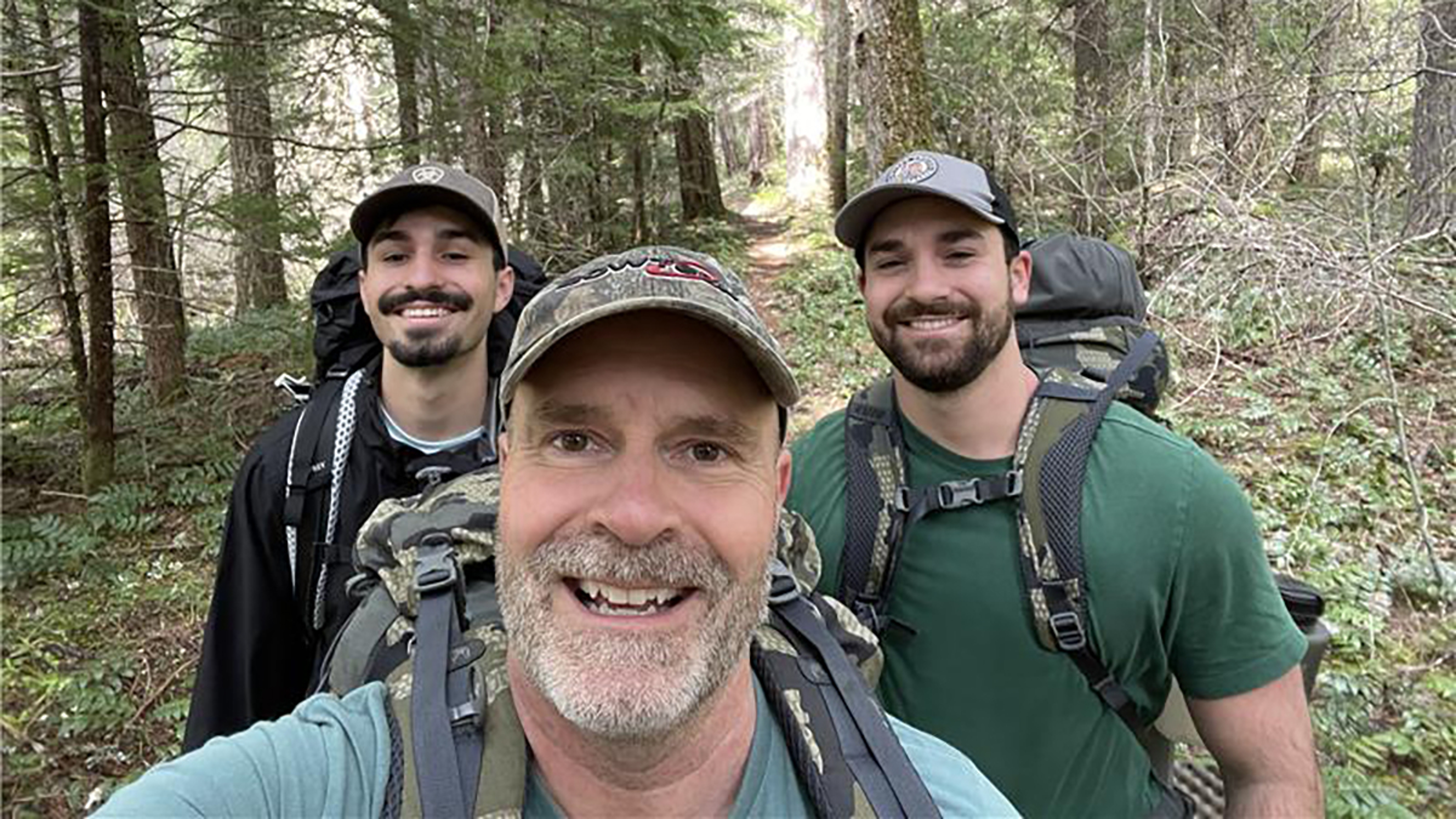Article Cards Featured Image chris genereux amazing dads backpacking
