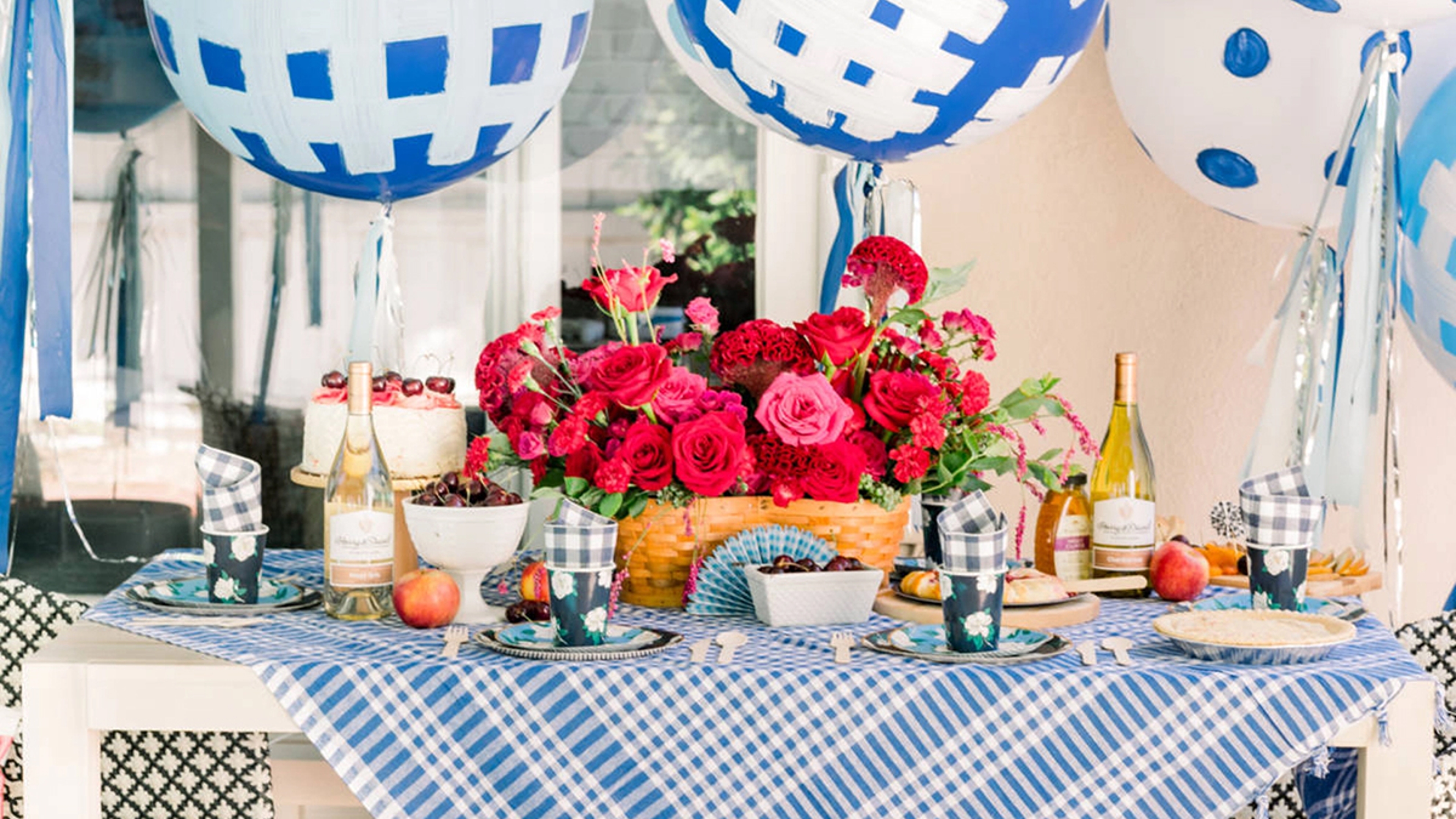 fourth of july party tablescape