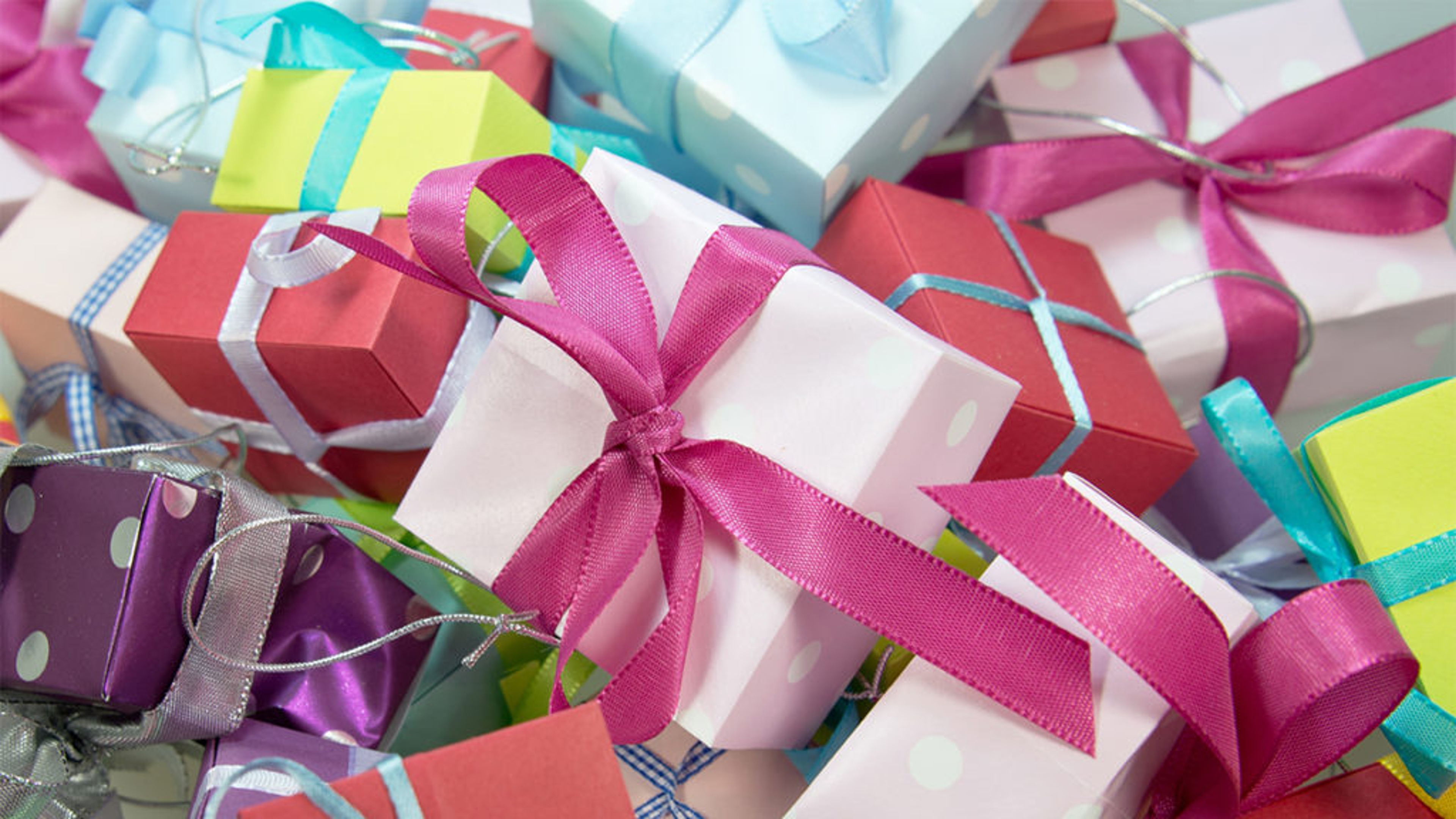 th birthday party ideas colorful wrapped gift boxes with bows