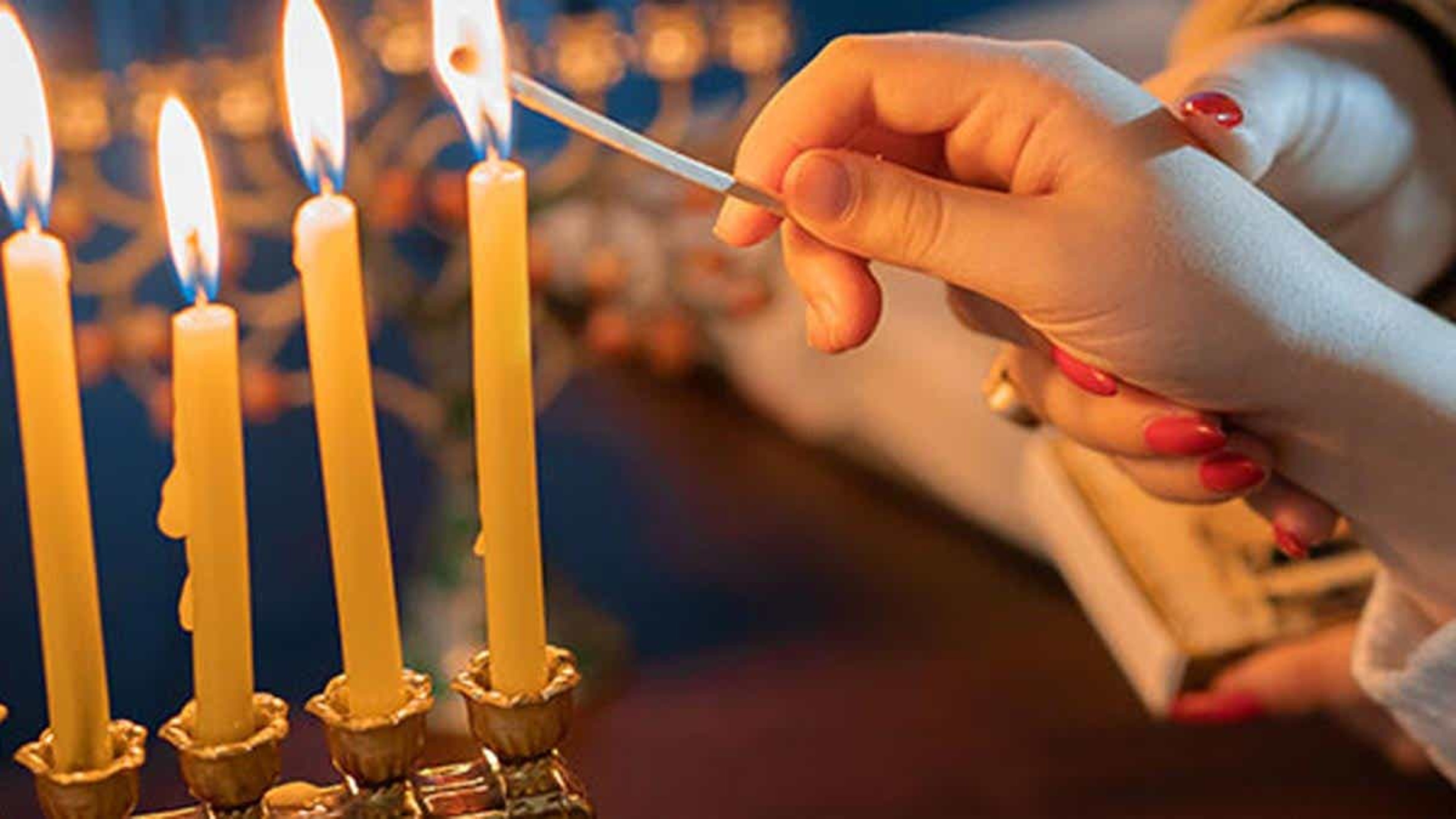 Article Cards Featured Image Lighting Menorah