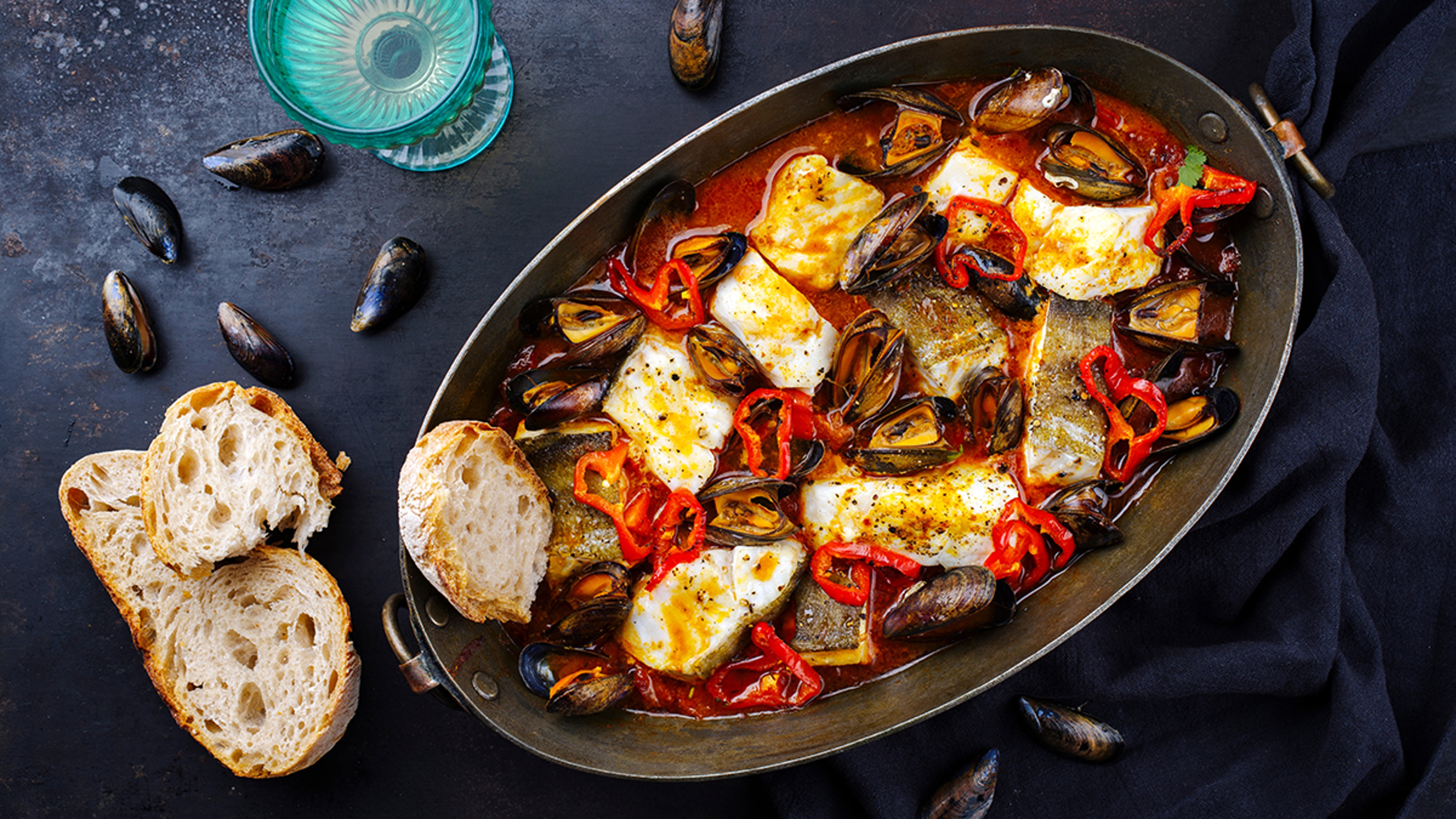 Traditionelle französische Meeresfrüchte Bouillabaisse mit Kab