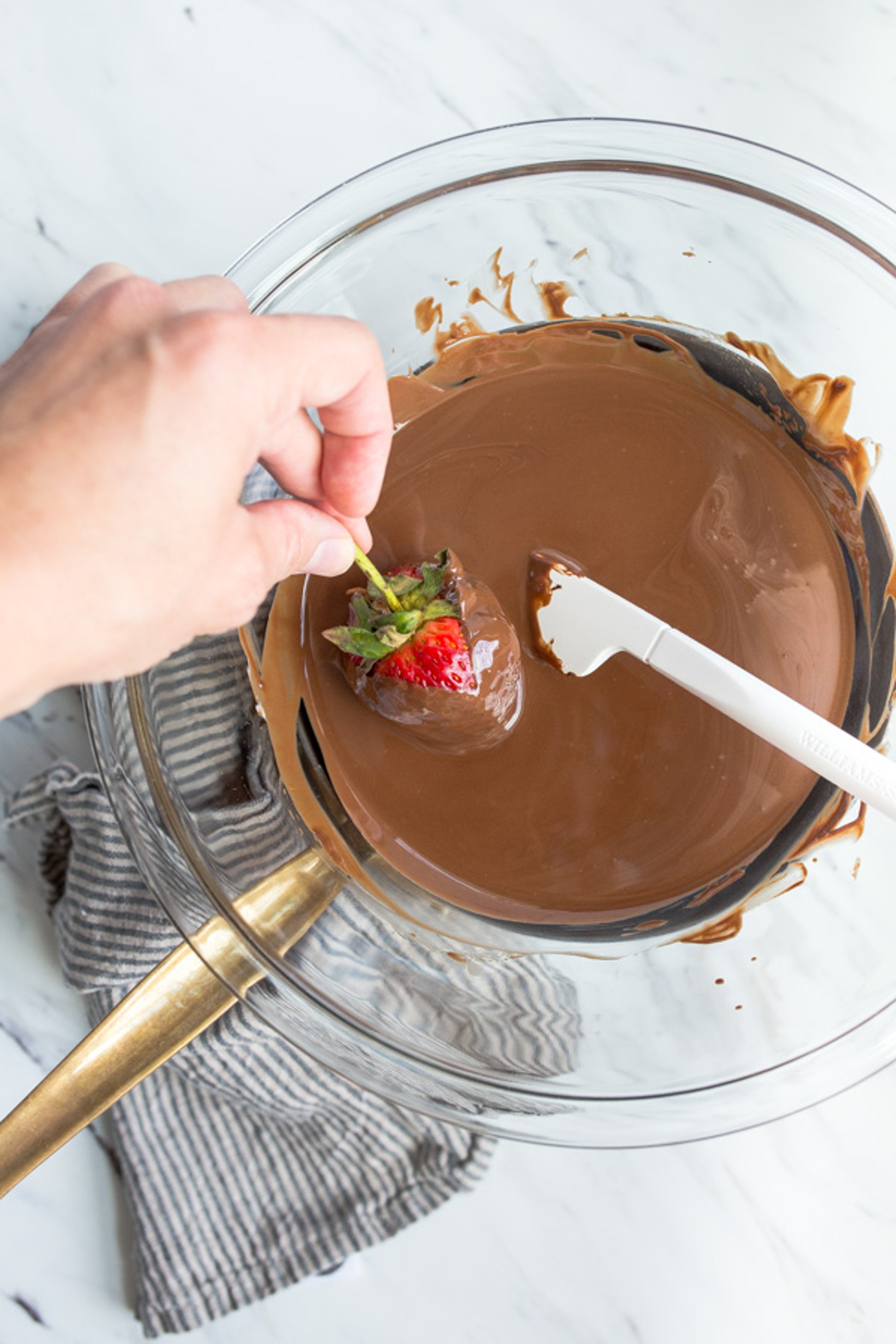 How to make chocolate covered strawberries.