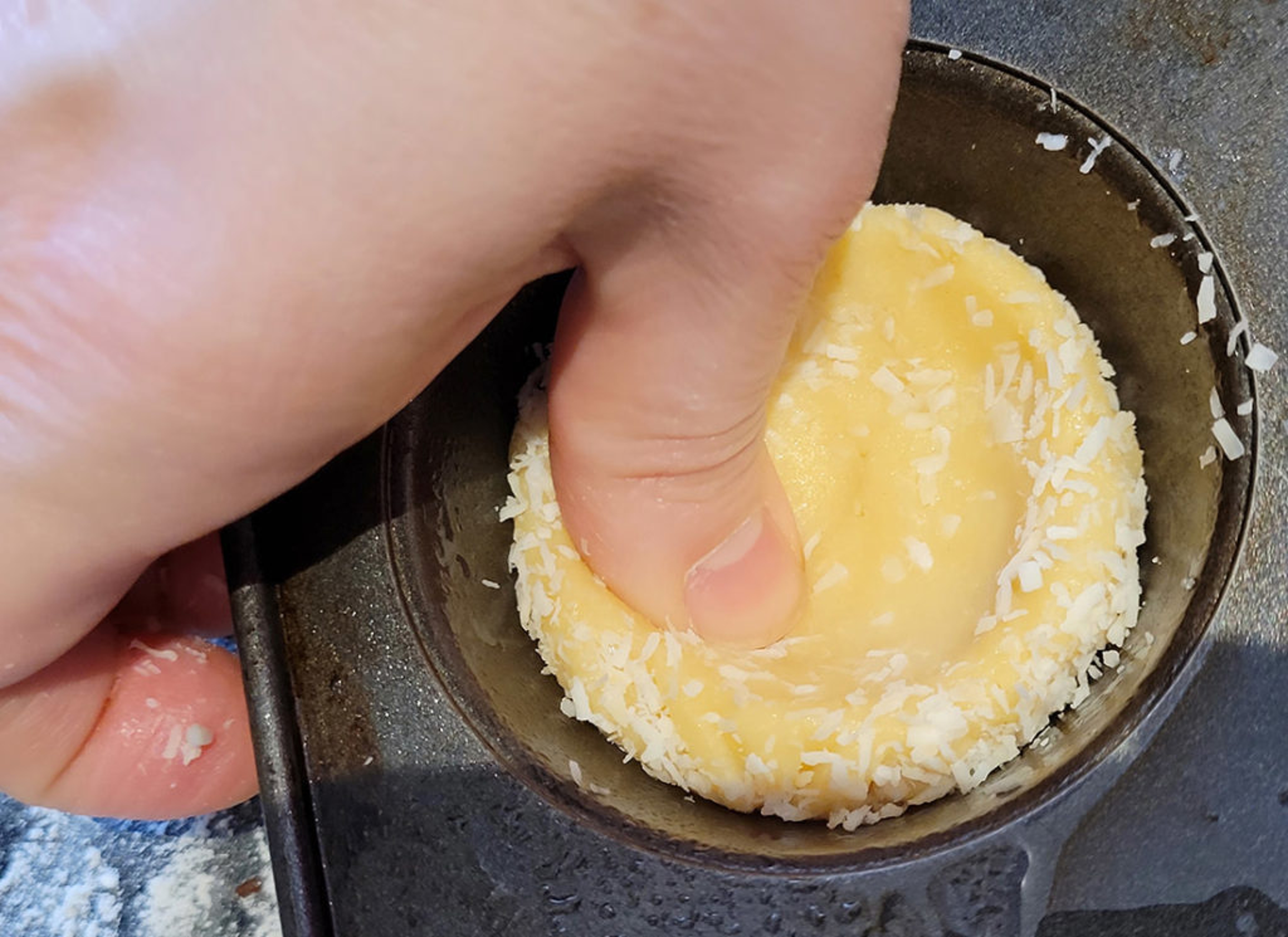 easter cookie decorating tips pressing dough with finger