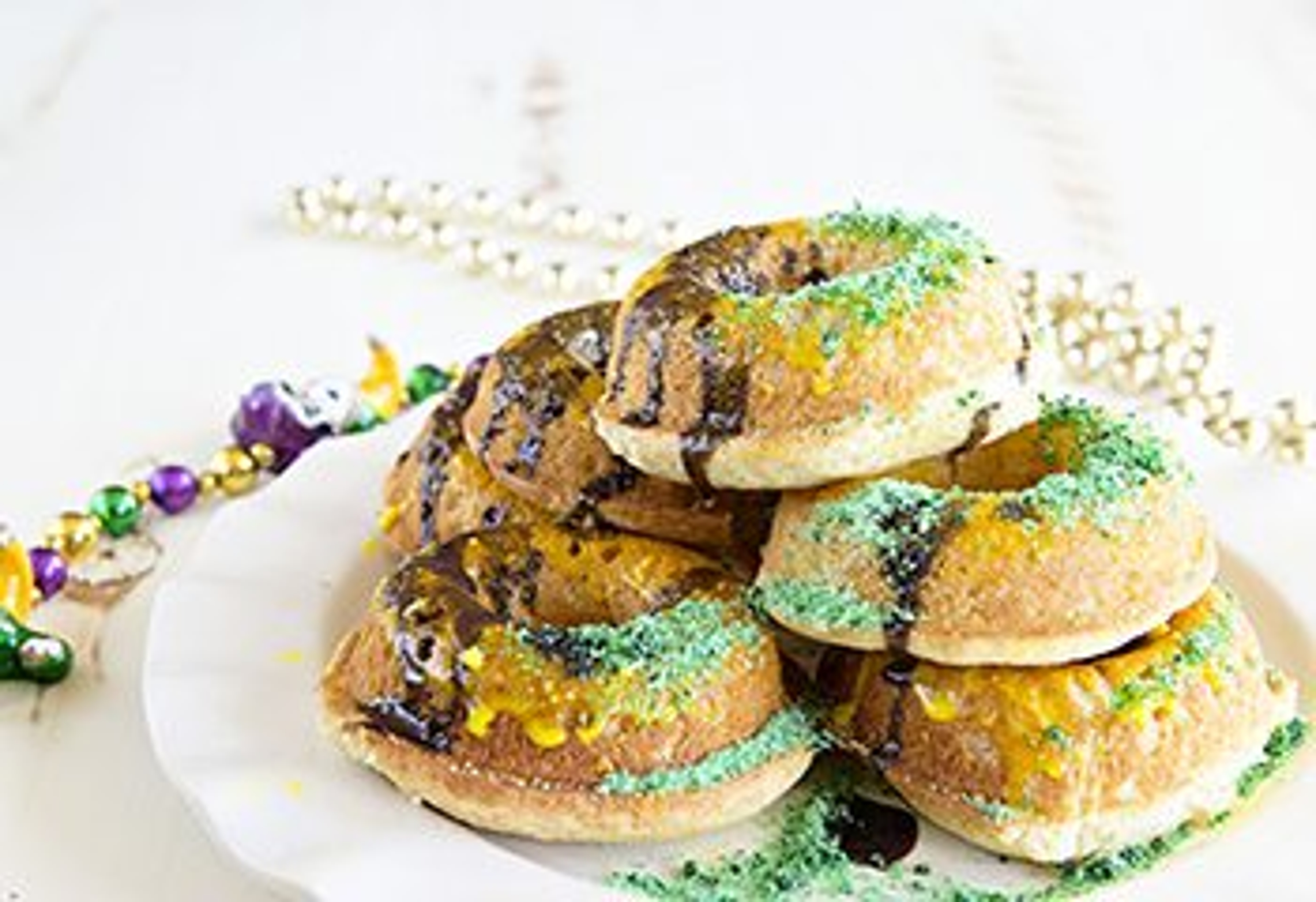 Article Cards Featured Image Mardi Gras Doughnuts thumb