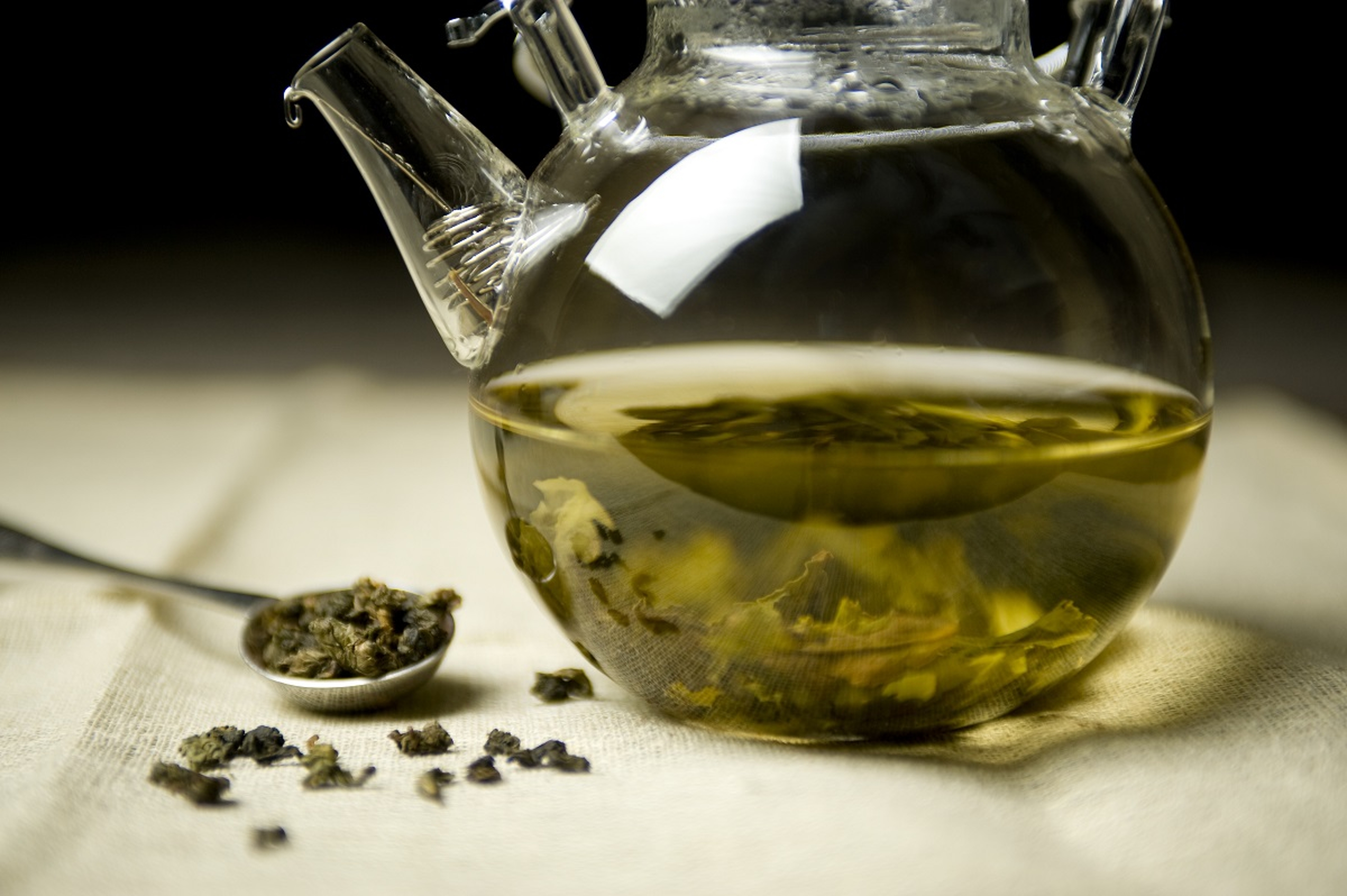 Article Cards Featured Image Tea Brewing