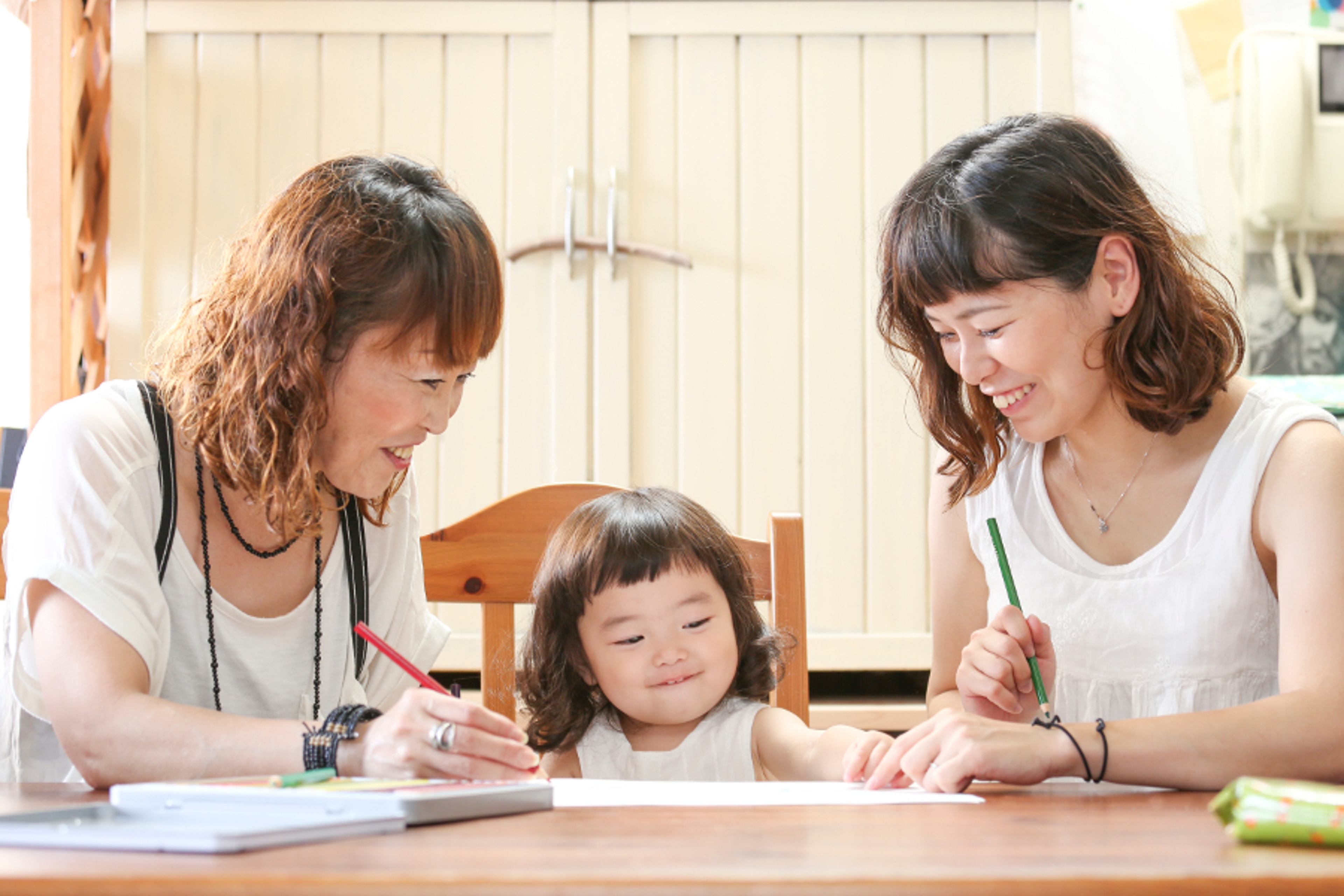 Article Cards Featured Image grandparents coloring