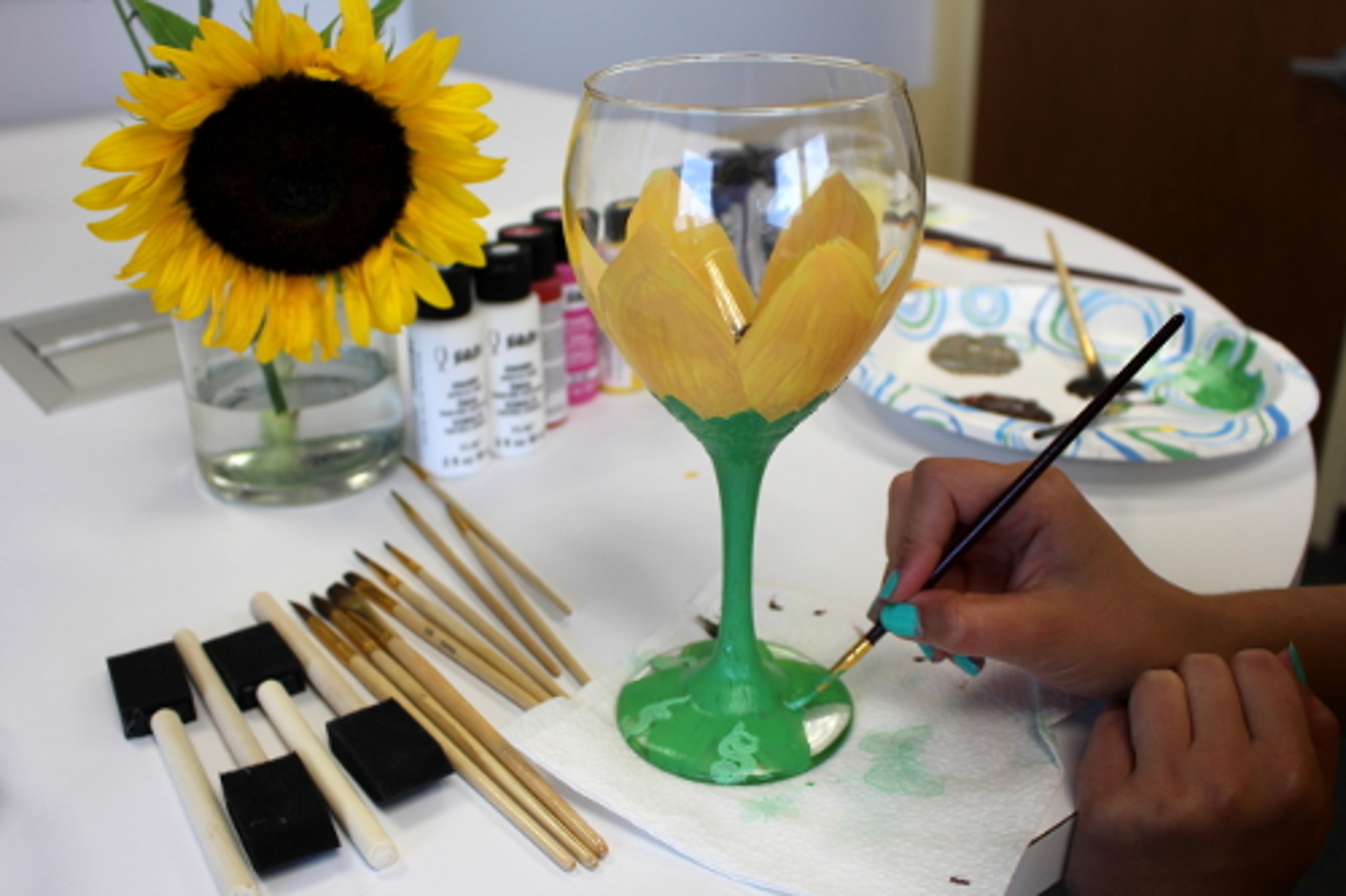 Painting on wine glass