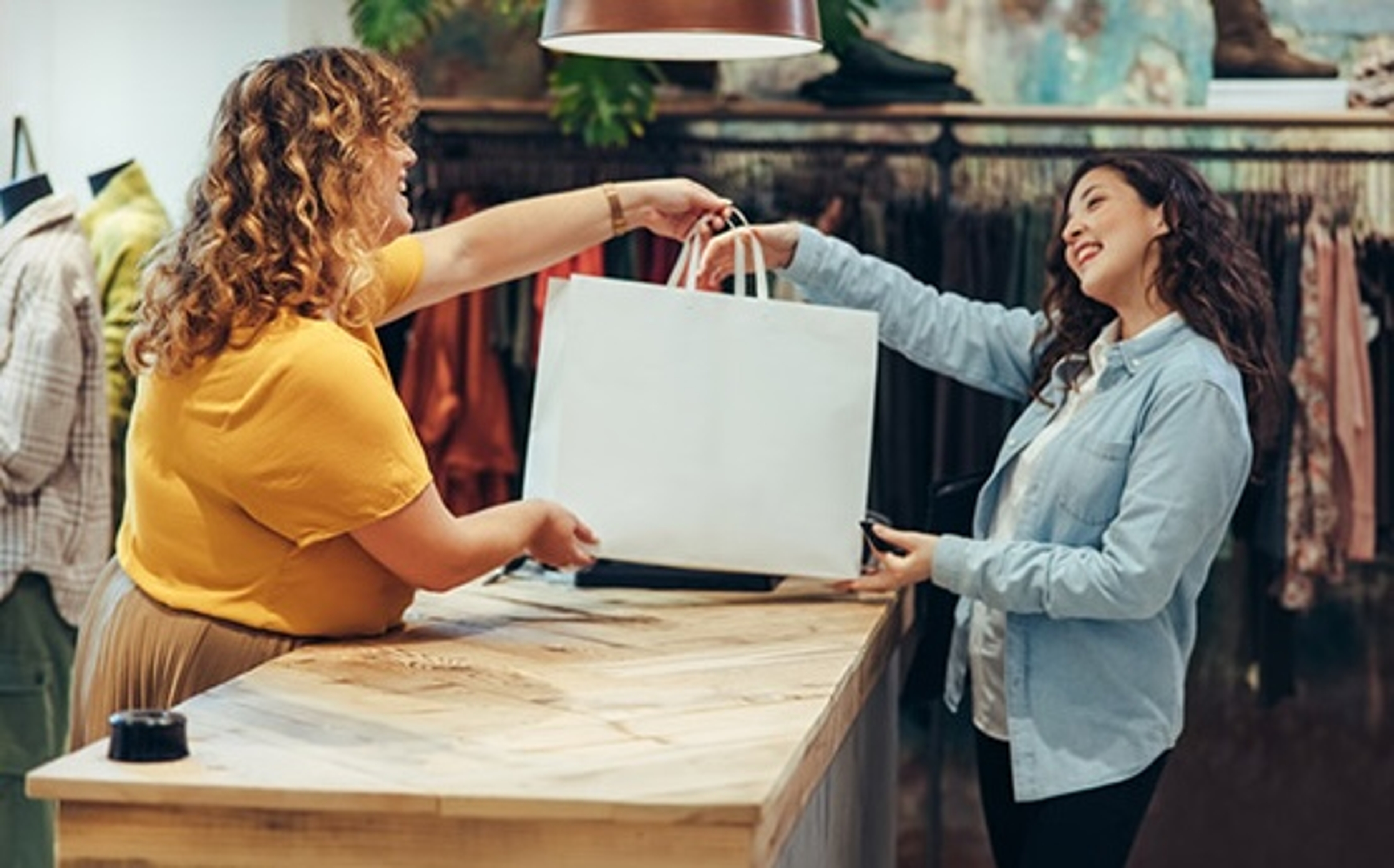 holiday shopping clerk photo