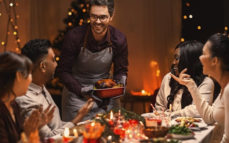 How Merrymakers Keep the Holidays Festive | Petal Talk