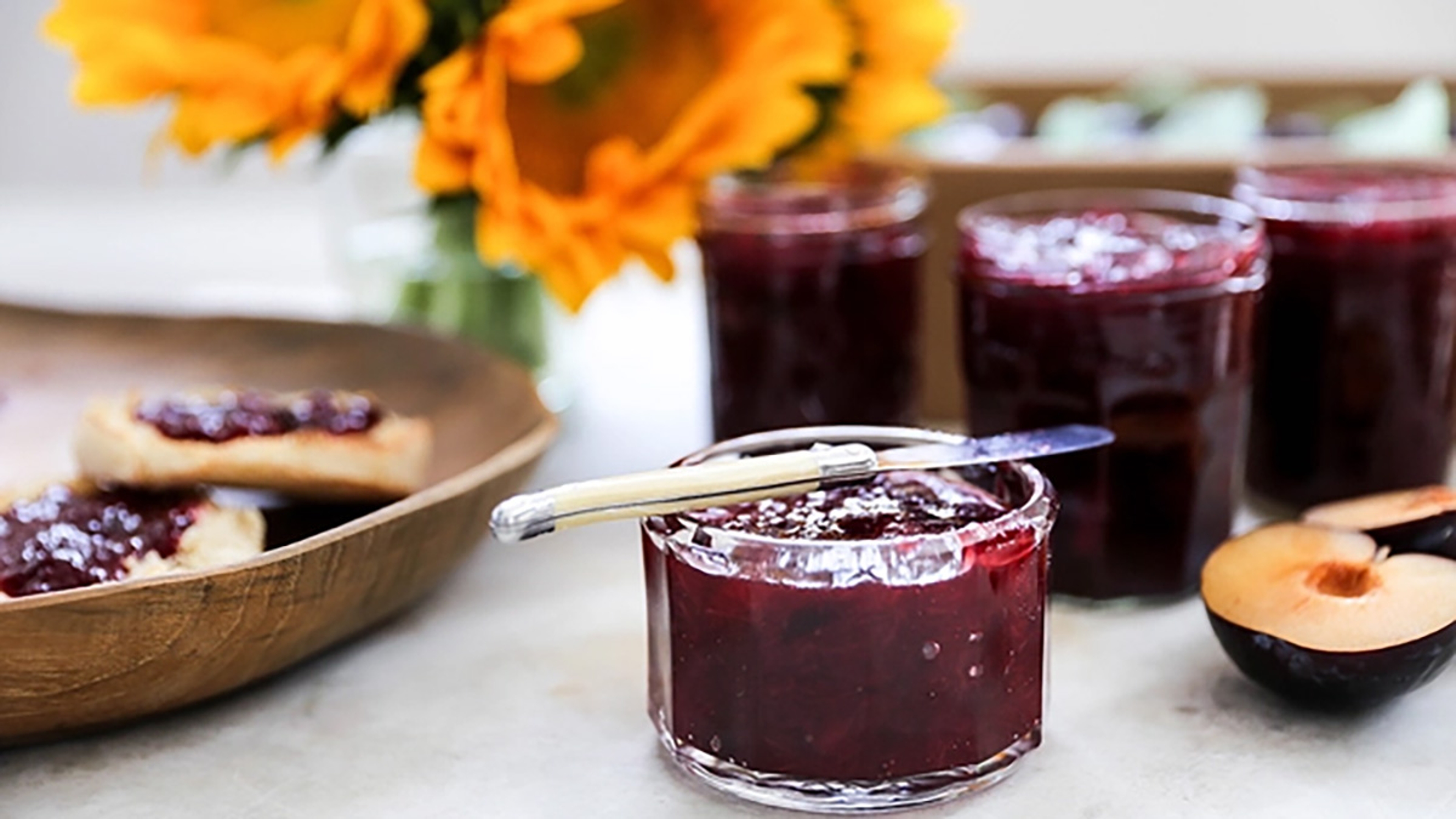 Article Cards Featured Image plum jam recipe hero
