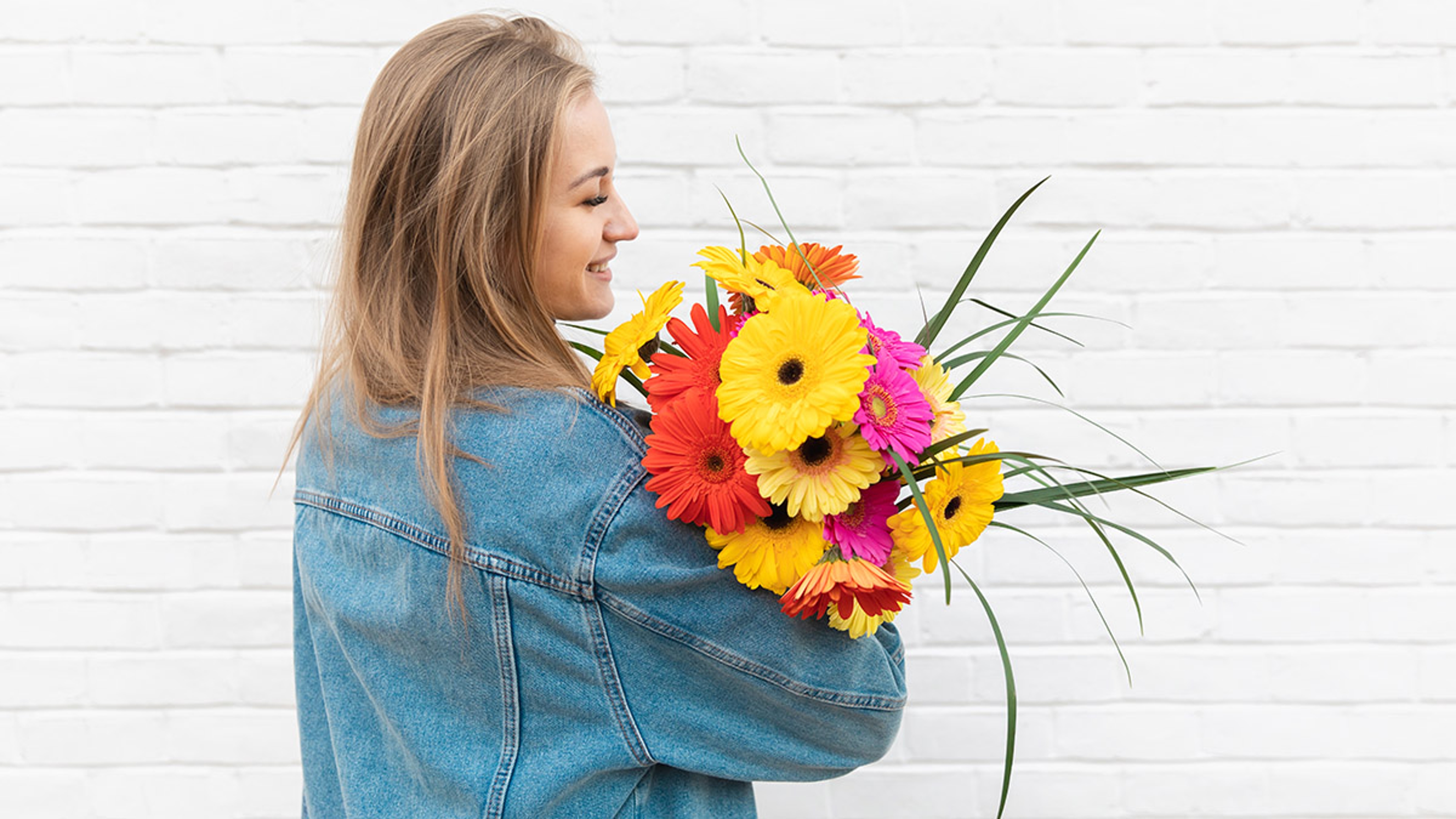 most romantic flowers daisy