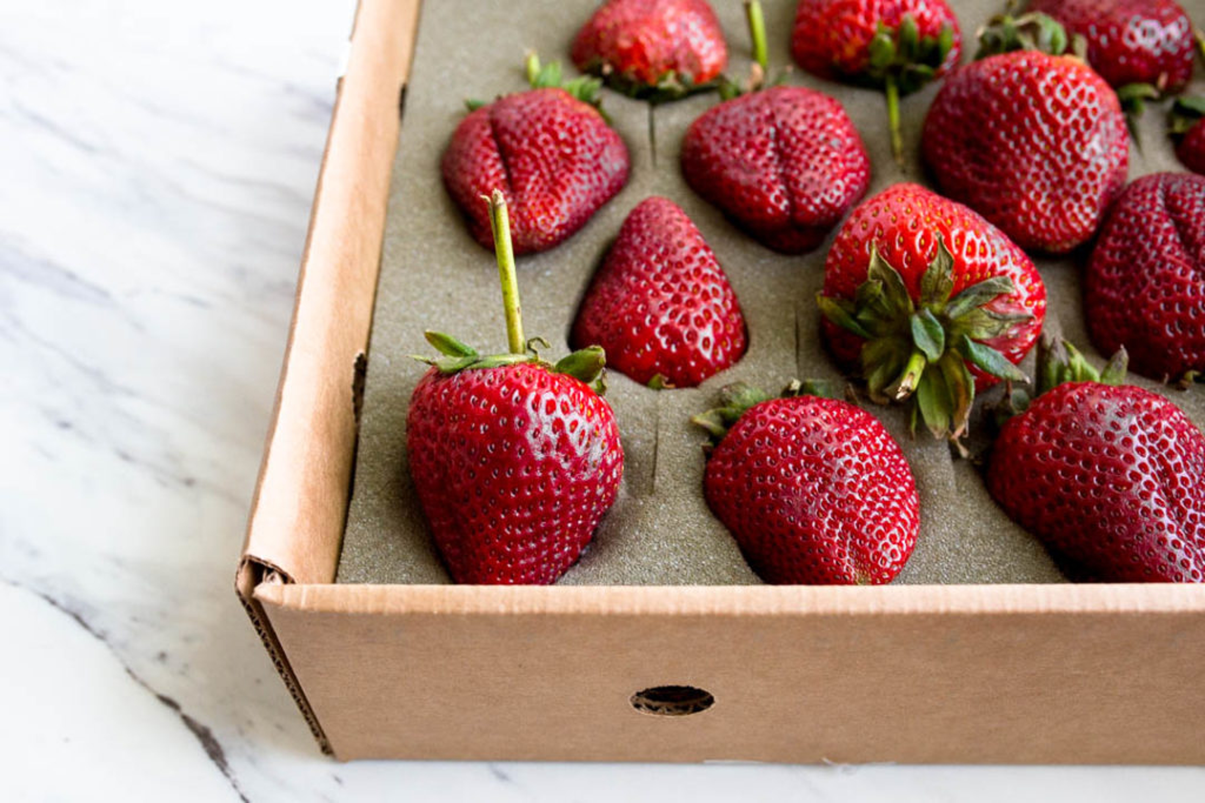 types of strawberries box of strawberries