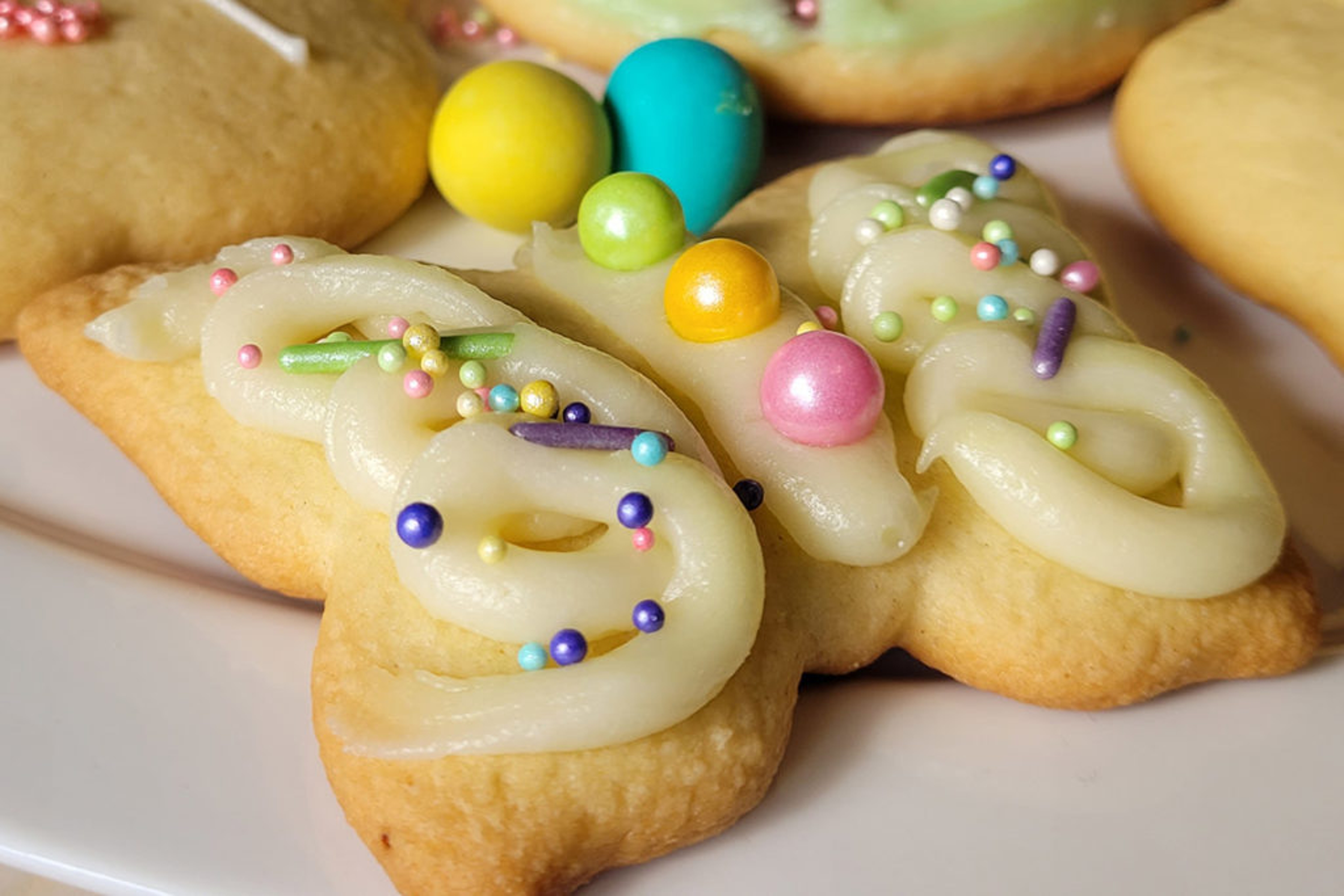 easter cookie decorating tips butterfly cookie