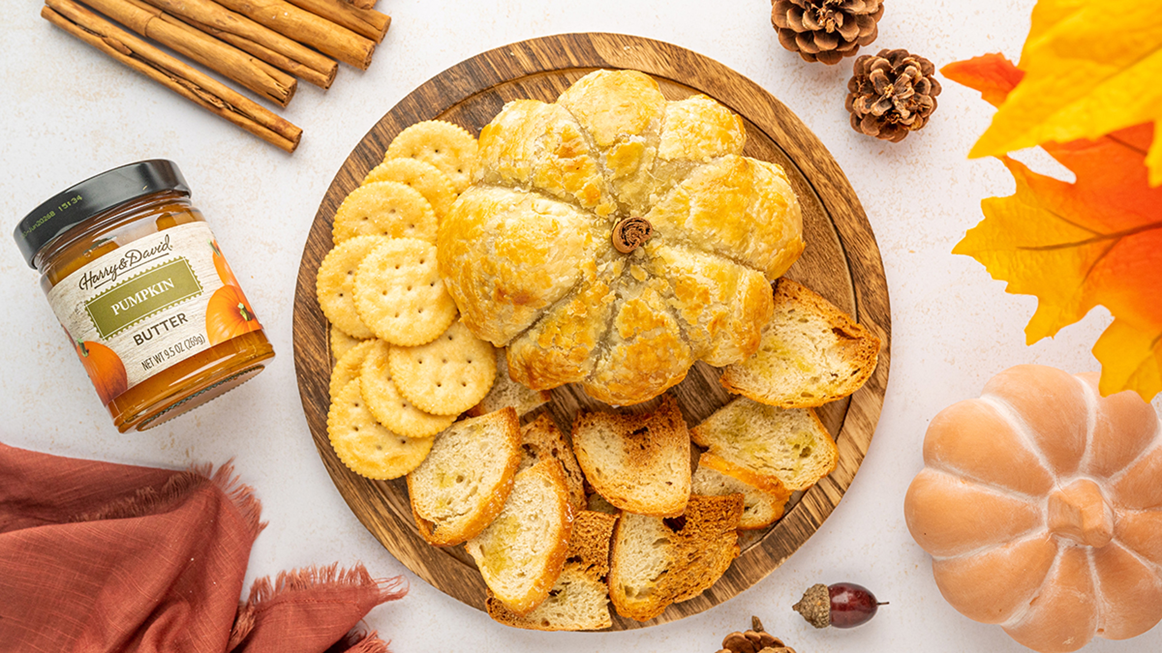 pumpkin baked brie hero