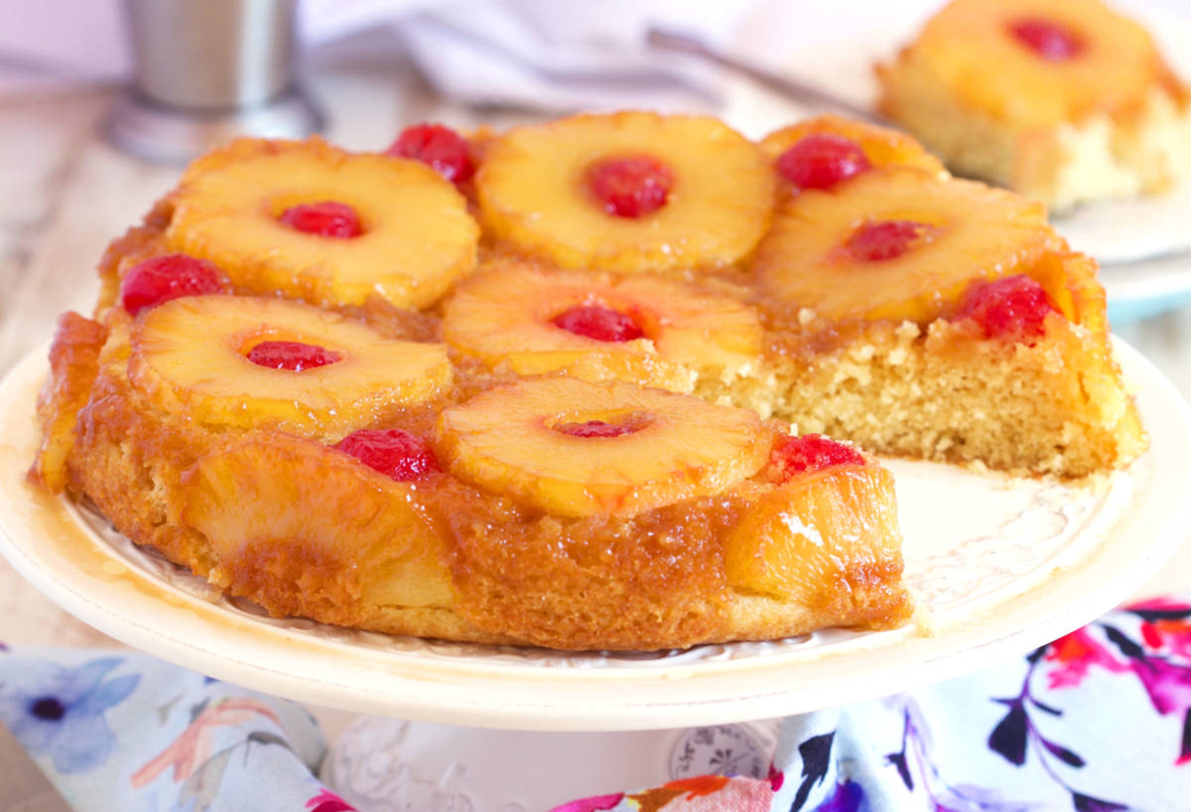 Article Cards Featured Image Delicious Pineapple Upside Down Cake Recipe