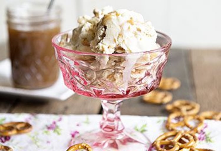 Salted Caramel Ribbon Crunch Ice Cream - Shari's Berries