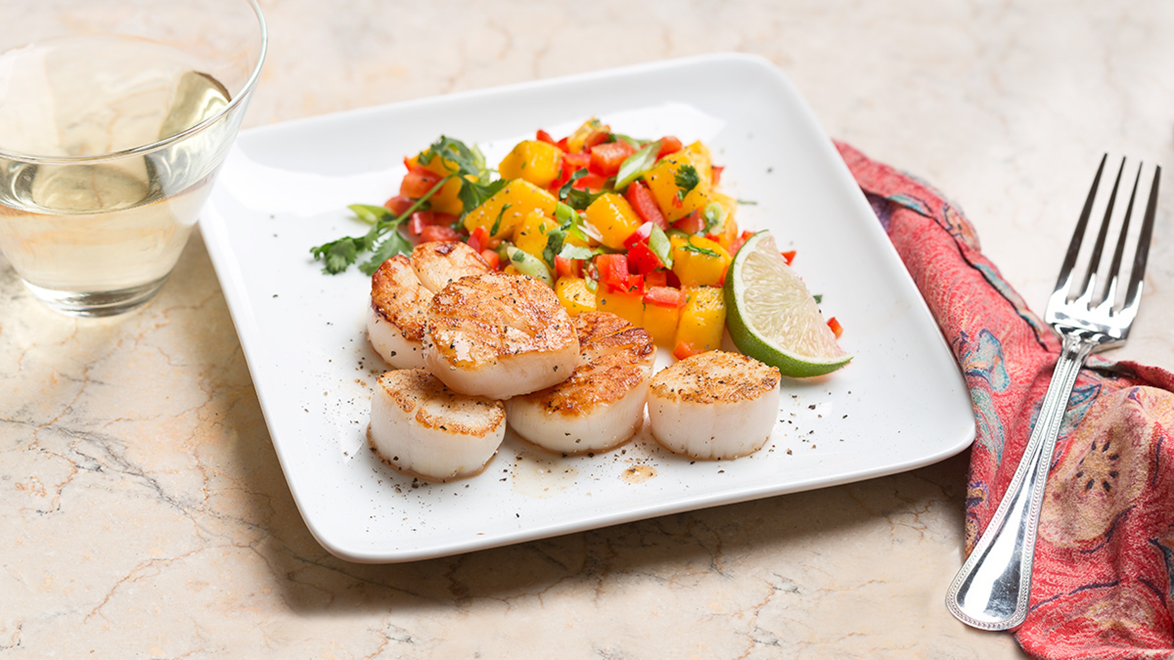 seared scallops with salsa recipe