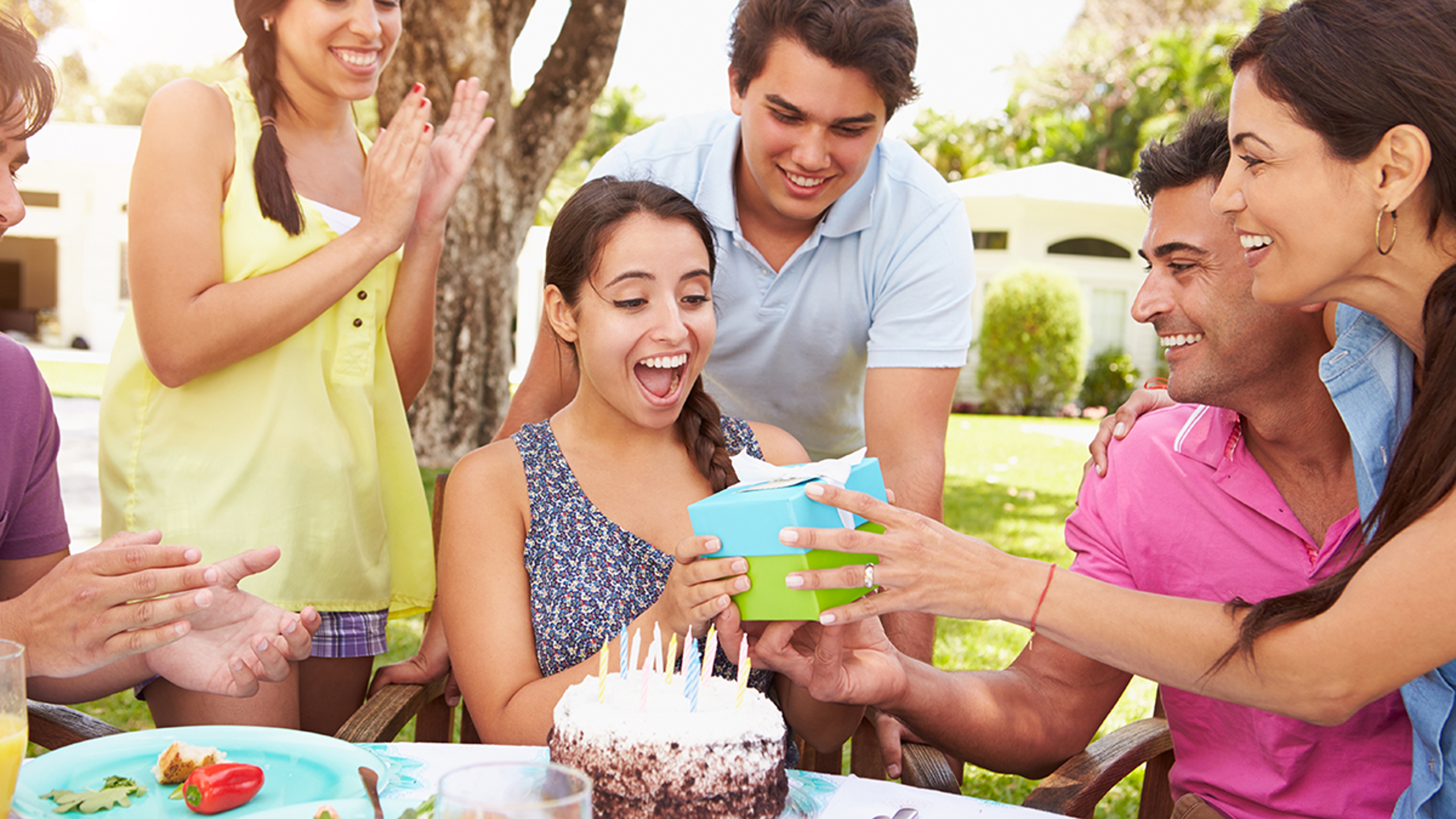 Article Cards Featured Image Group Of Friends Celebrating Birthday At Home