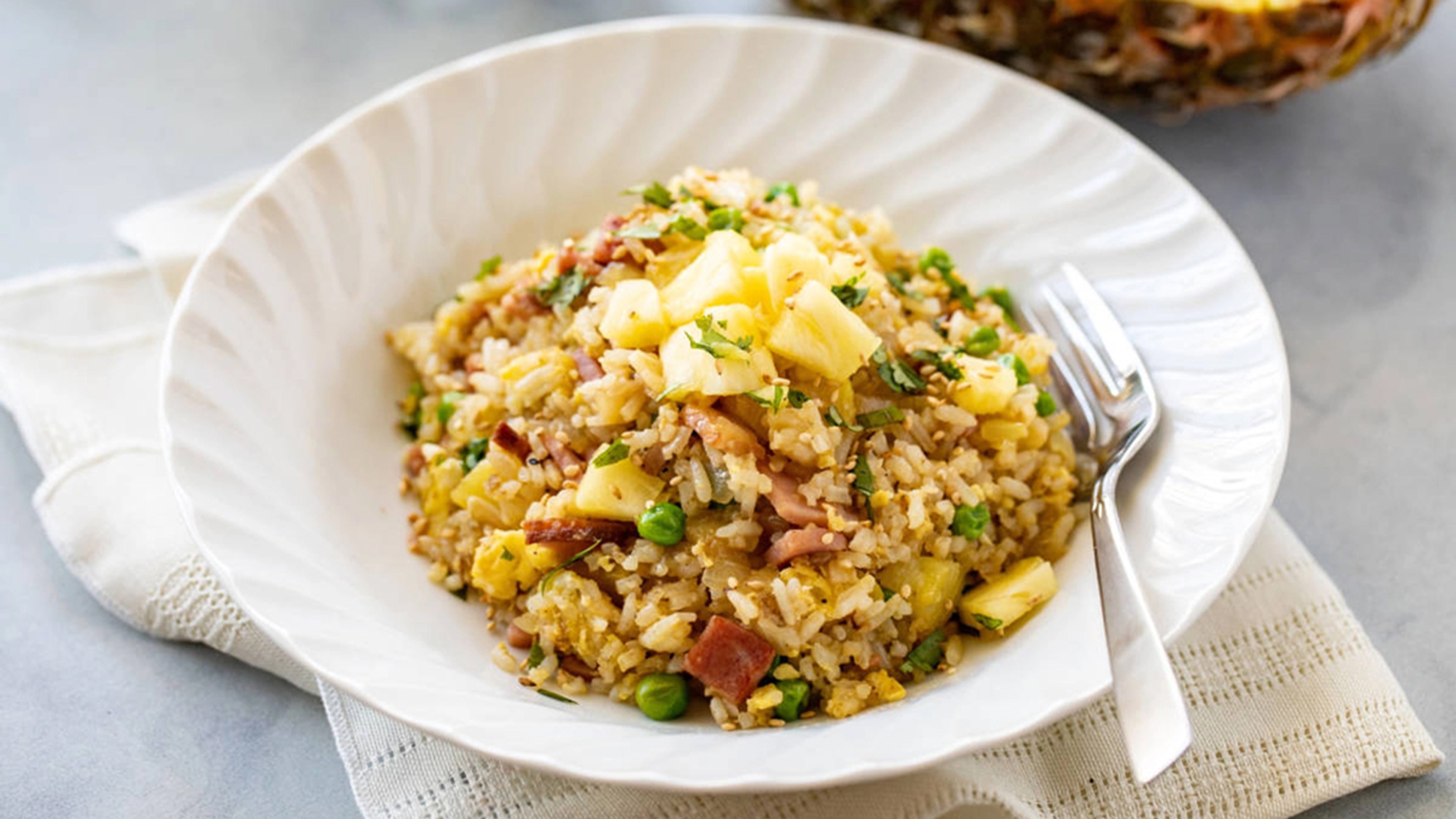 pineapple fried rice hero