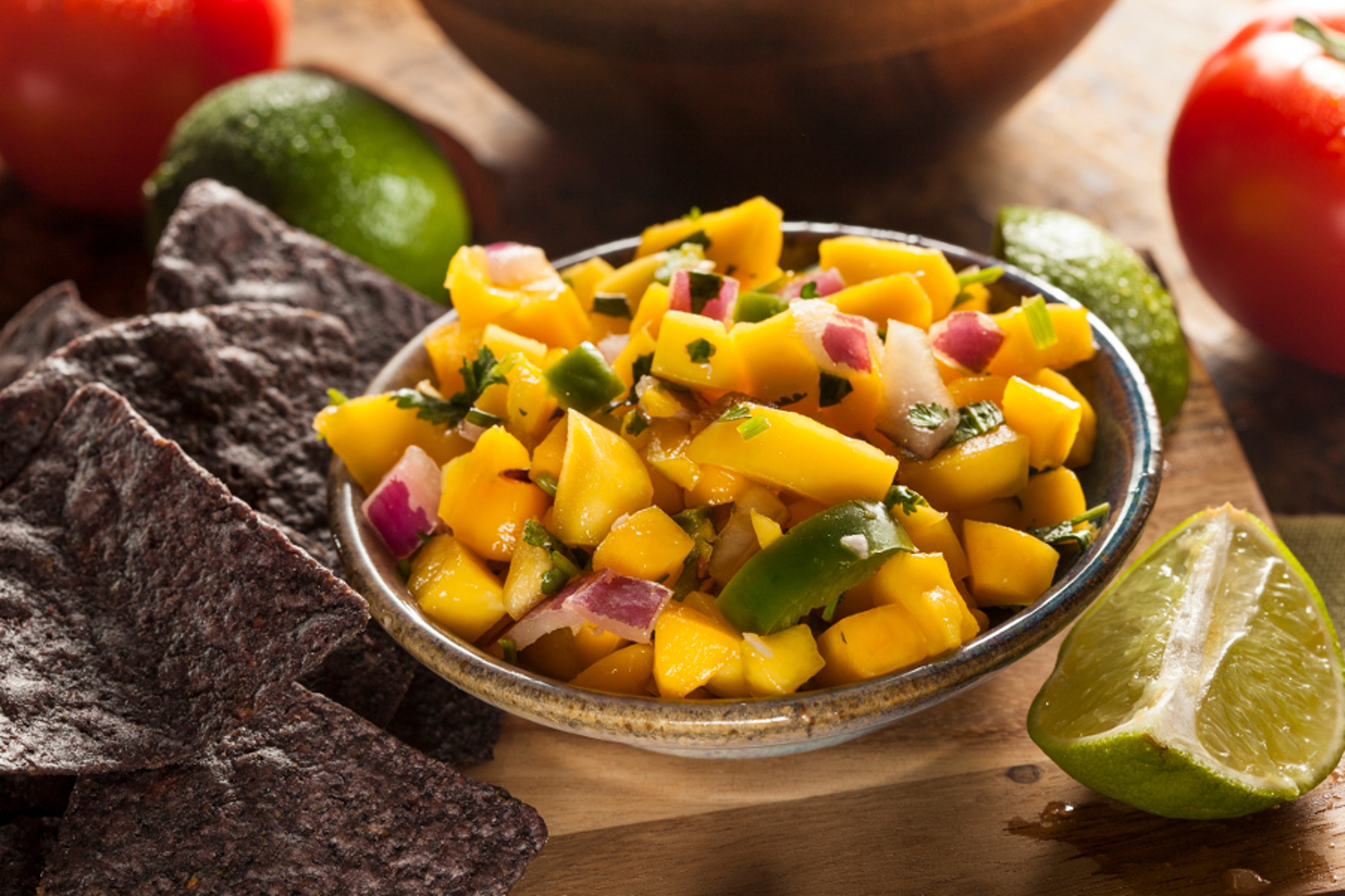 Article Cards Featured Image Fresh Homemade Mango Salsa with Corn Chips