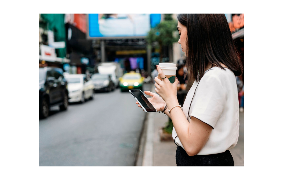 ベルリッツ タイ語 ネイティブ教師