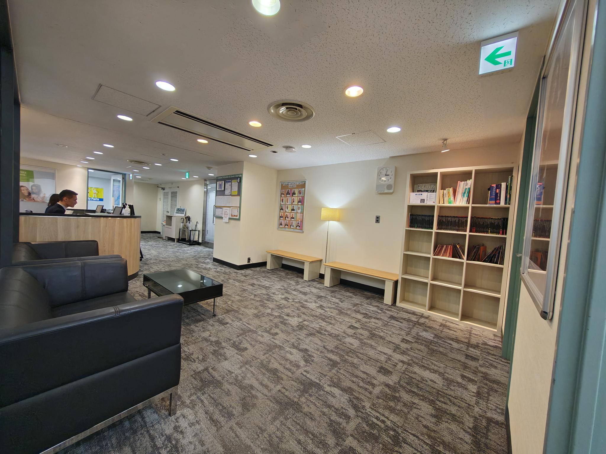 Berlitz Japan Fujisawa Language Center lounge area