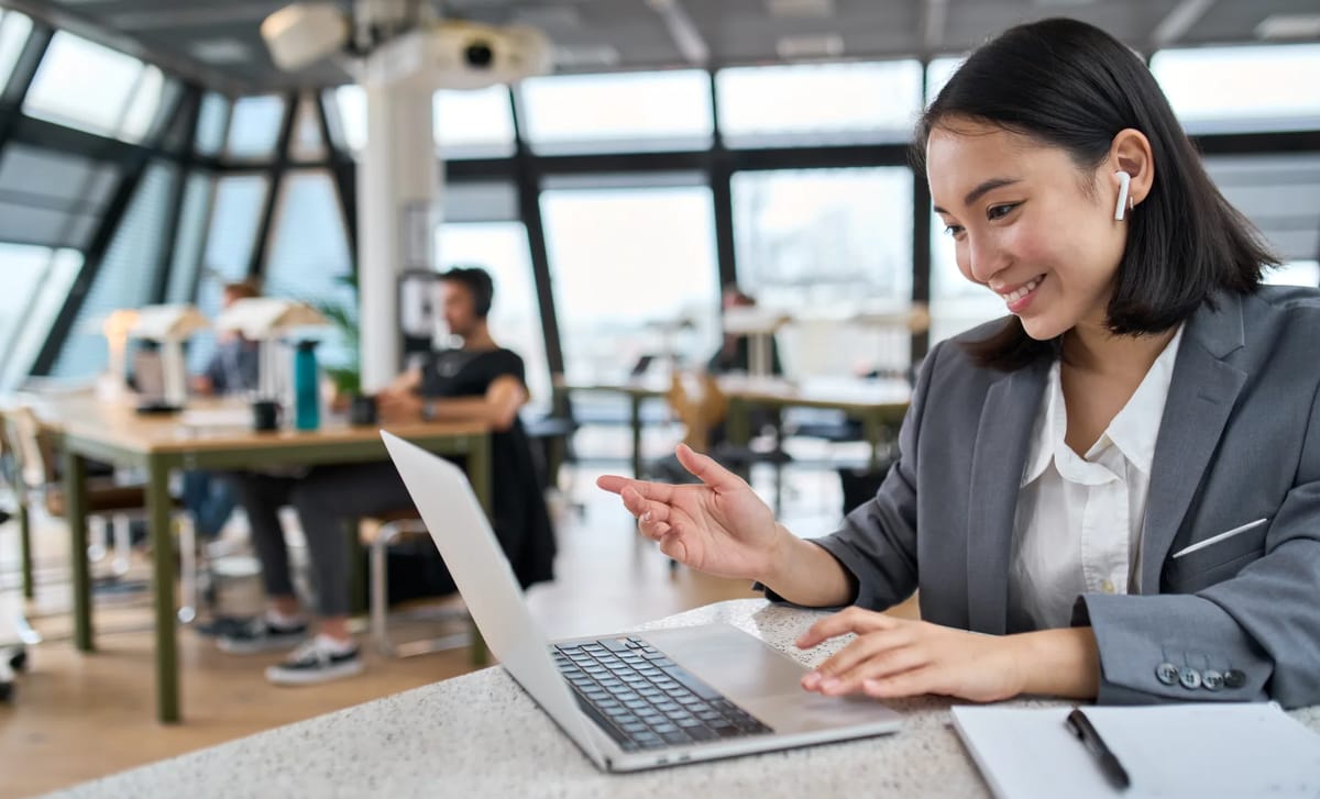 ベルリッツ 資料請求 AI ×教師のハイブリッド学習が変える 英会話習得の最先端