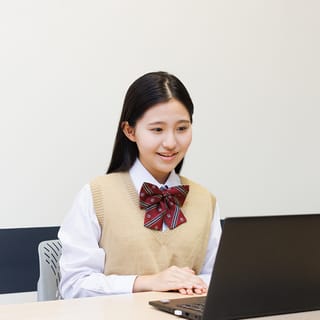 ベルリッツ ティーンズ 中学生 高校生の語学学校 ベルリッツ ベルリッツ ティーンズ 中学生 高校生の語学学校 ベルリッツ