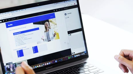 ▼Feature Card
本格オンラインレッスンが受講可能
オンライン英会話学習を始めたい方に
(OL)一流教師によるオンラインレッスン