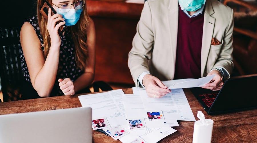 英語で正確に予定を設定 調整するための3つの会話例