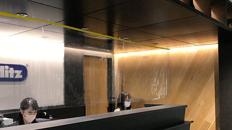 lc_akasaka_reception_01.jpg