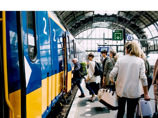 ベルリッツ オランダ語 教師