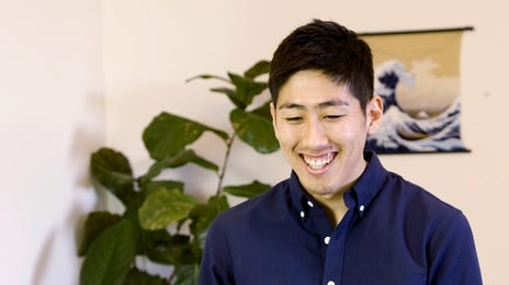 LiveOnlineStudent_Taka4_edit_featurecard.jpg