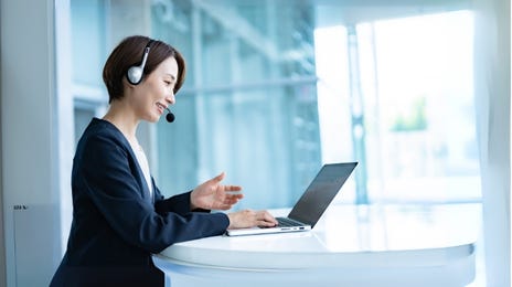 ベルリッツ 法人向け英会話 オンラインレッスン×AI英会話 Berlitz Live Online