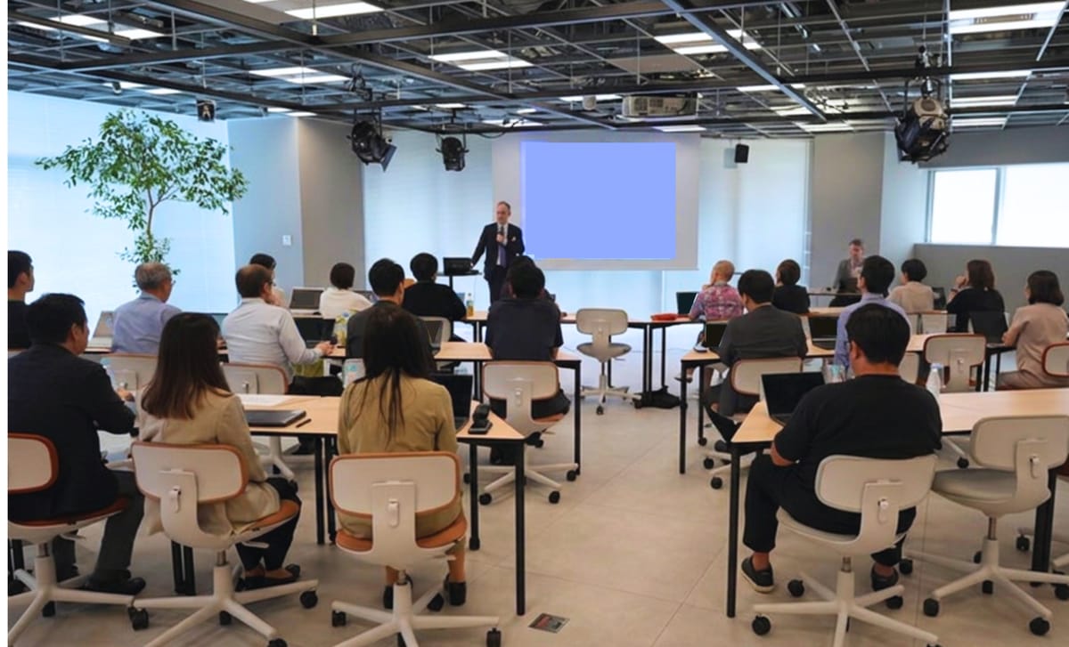 Global Leadership Seminar at Lion Corporation | Berlitz Japan