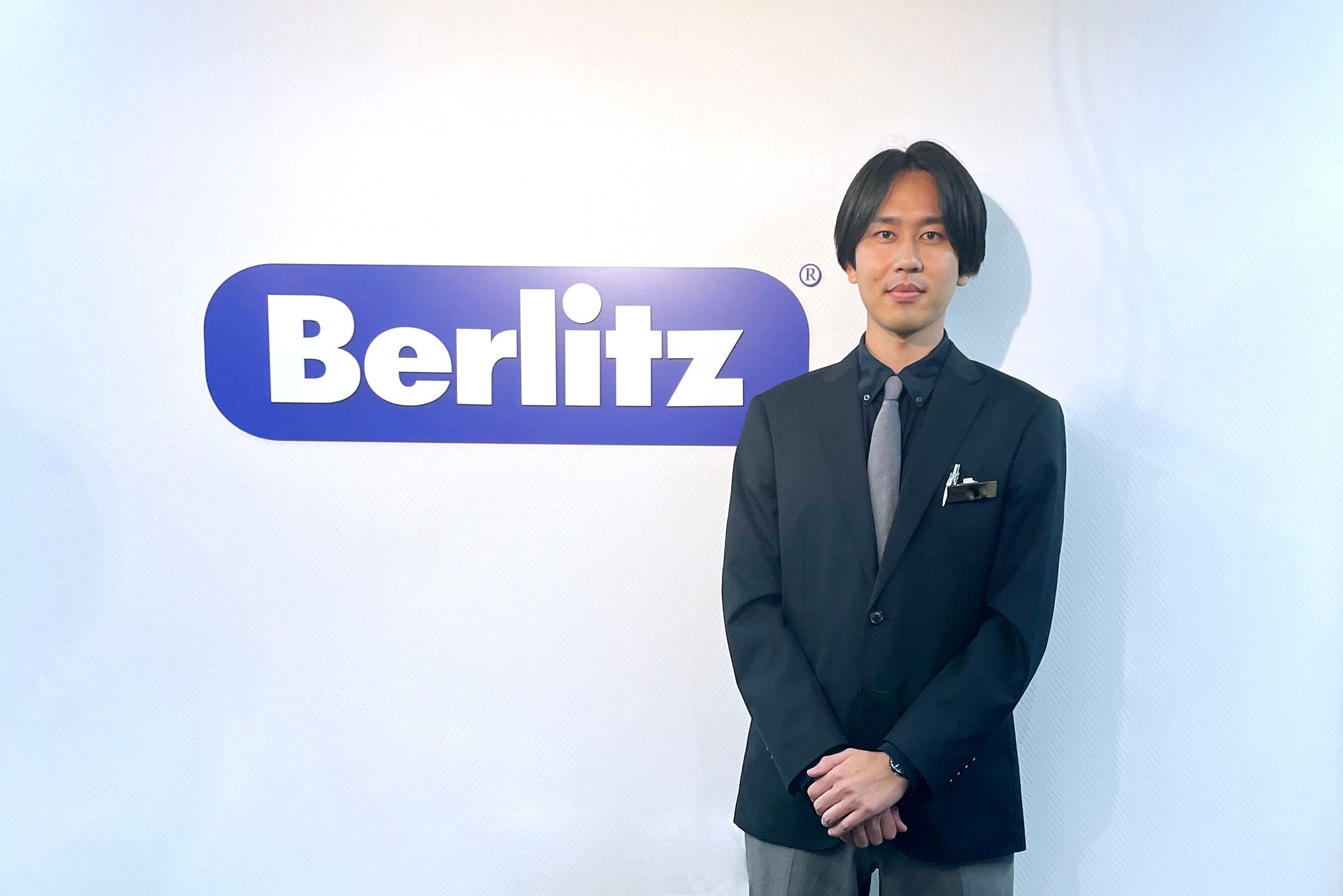 Hakata Station Language Center Staff Photo