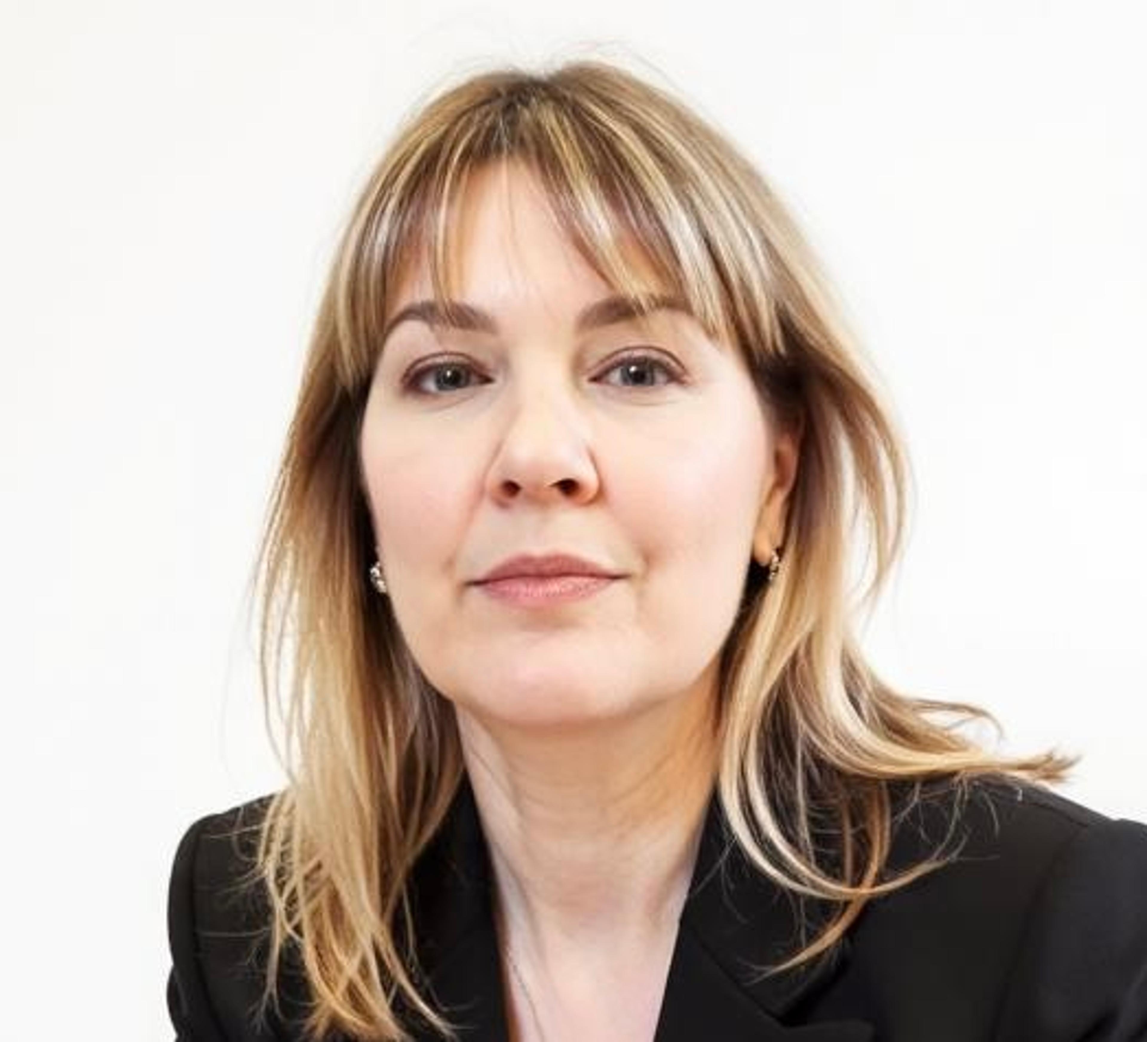 headshot of Anne-Marie Hayden