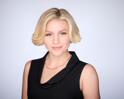 headshot of Chloe Autio