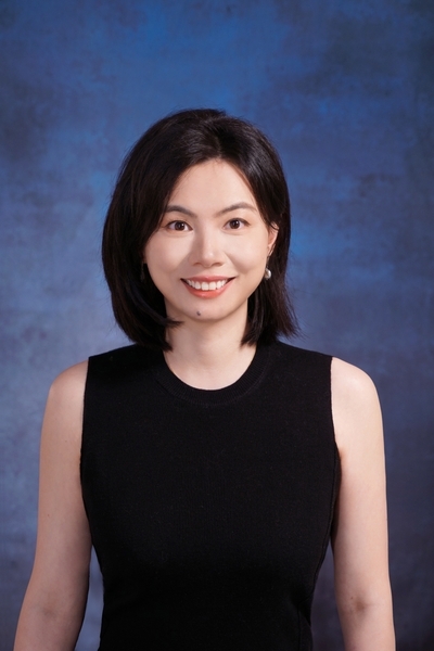 headshot of Cathy Tang