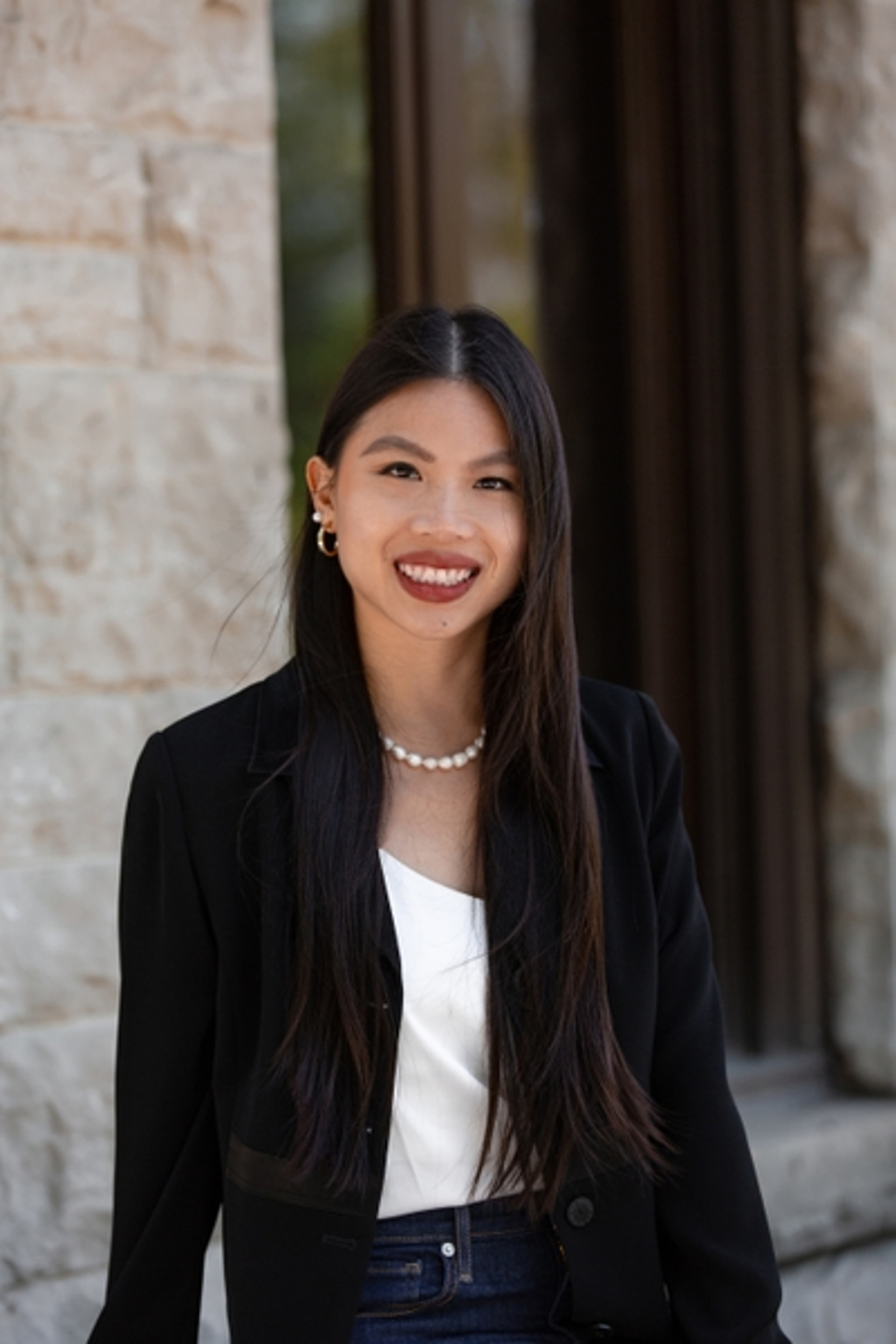 headshot of Irene Mo