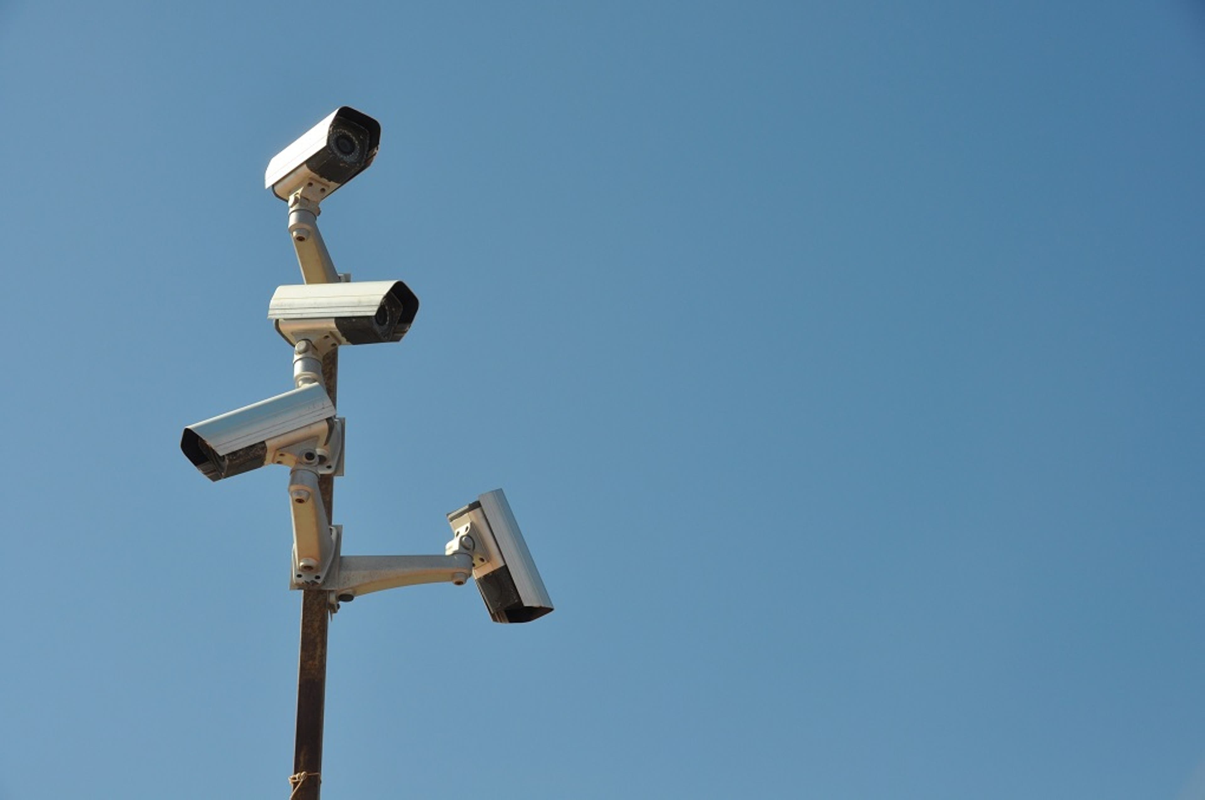 surveillance-cameras-pole-surveillance.jpg