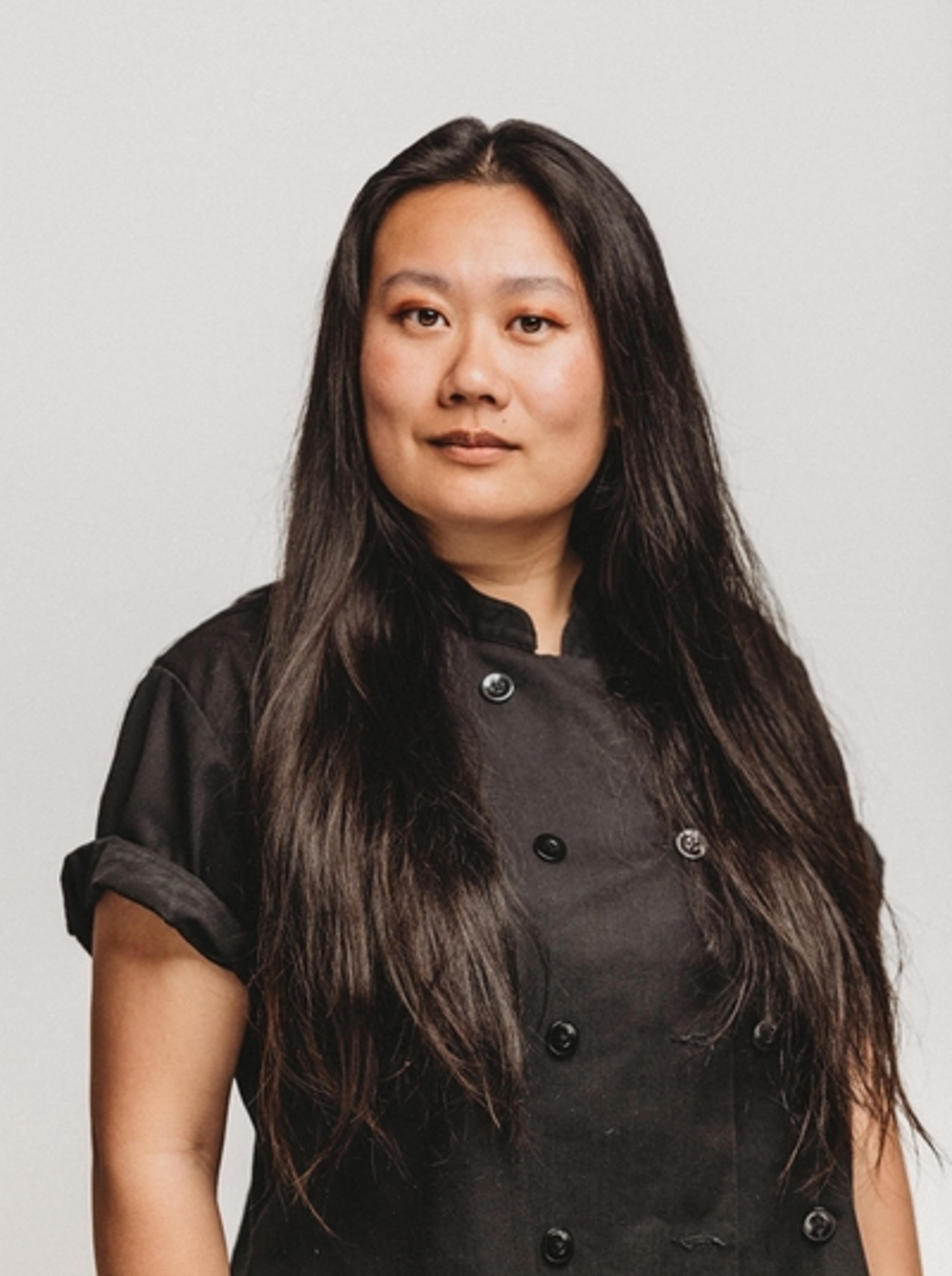 headshot of Shuya Gong