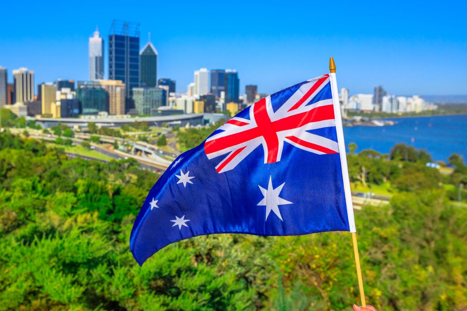 australia-flag-landscape-apac-21324.jpg